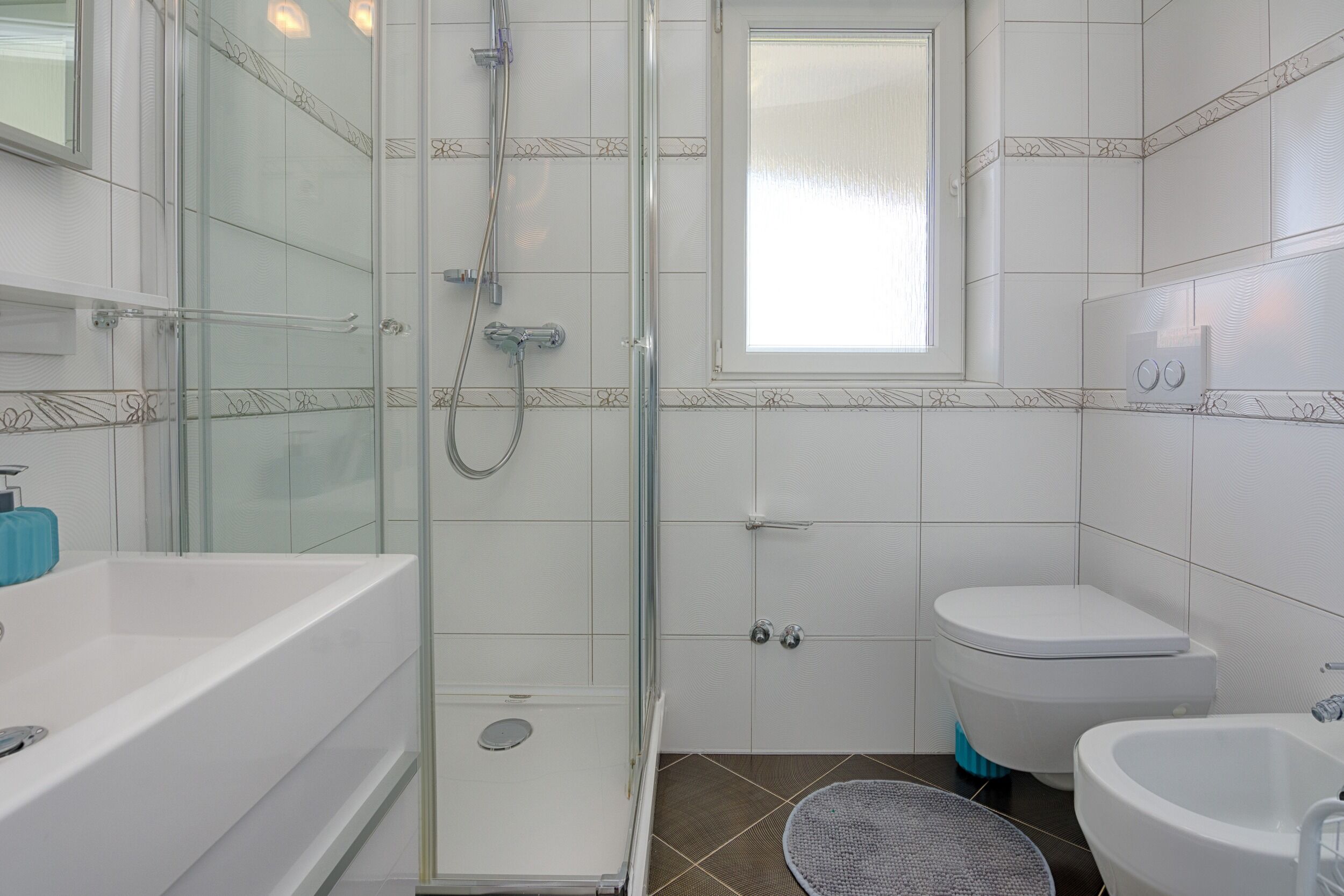 Apartments Basic Vesna 18439-A2
