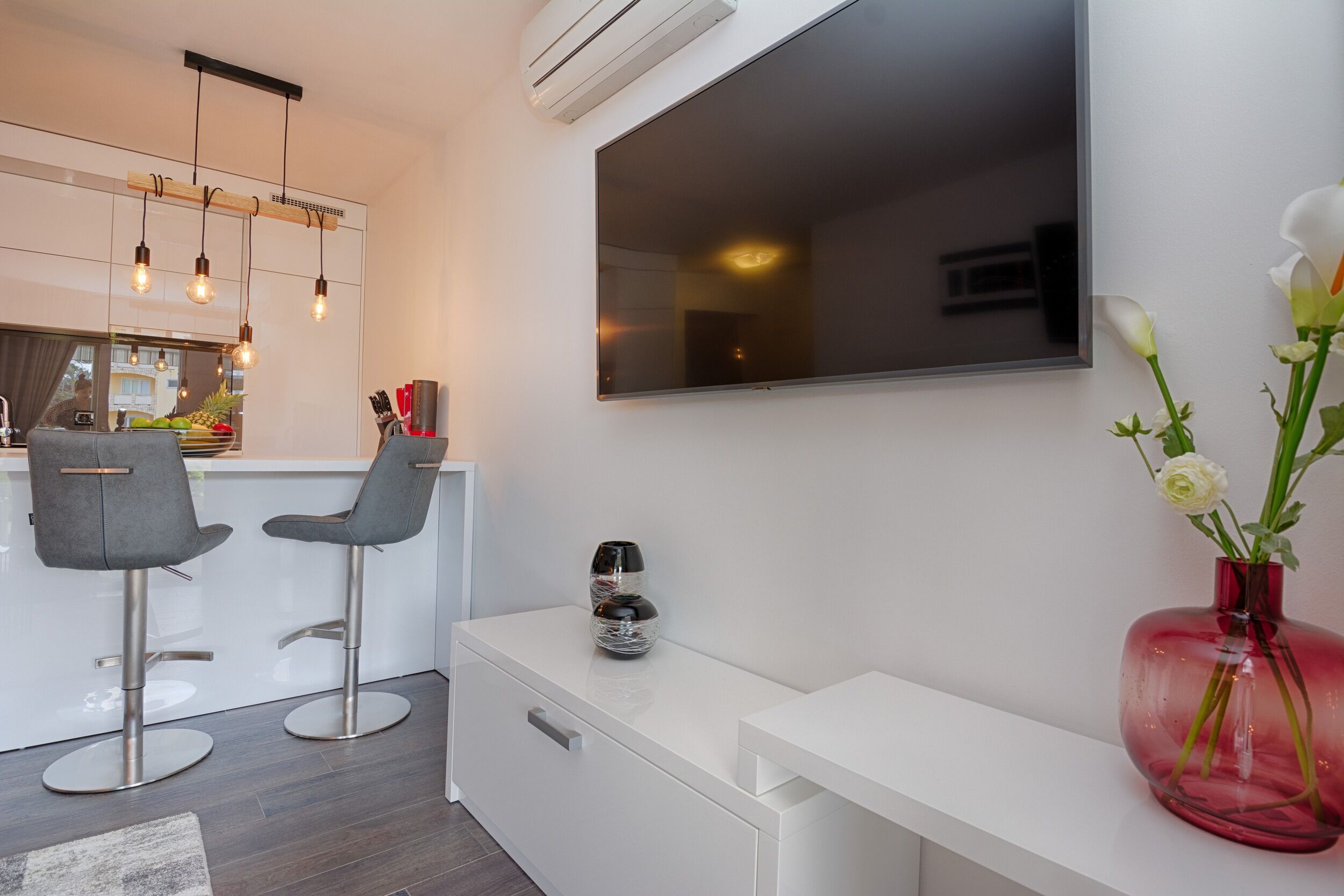 Apartments Basic Vesna 18439-A3