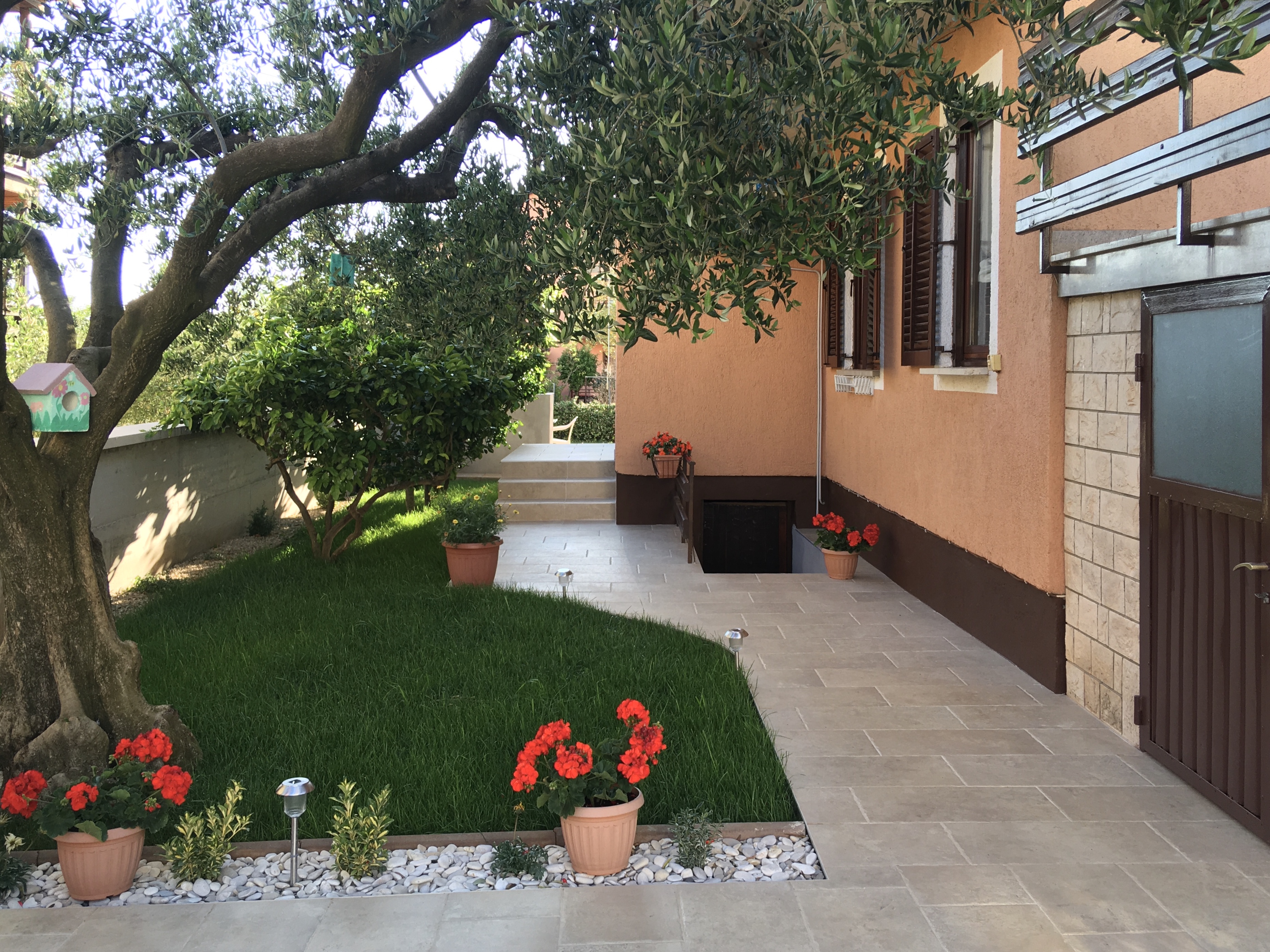 Apartments Nerina 73121-A2