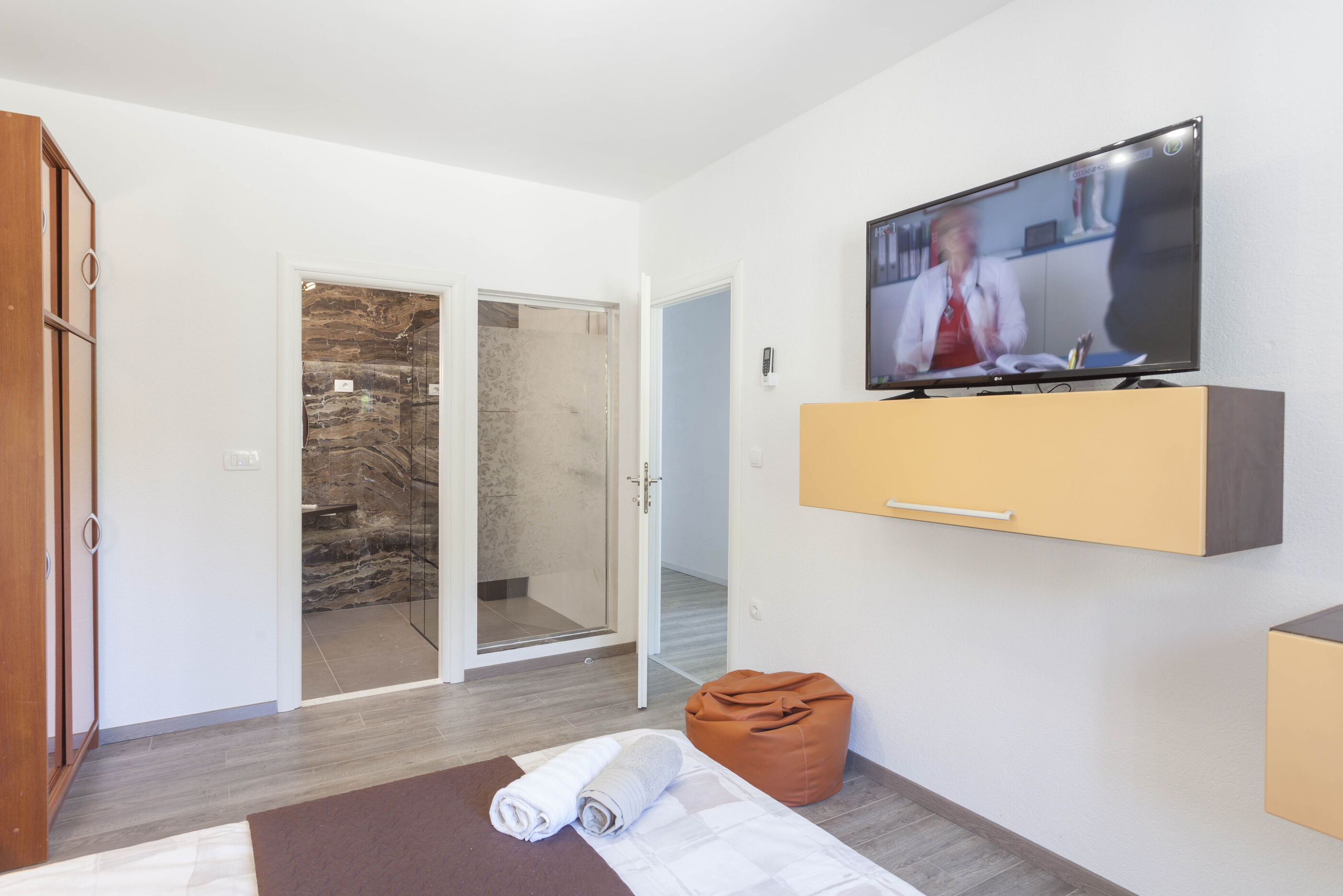 House Arija 58981-K1