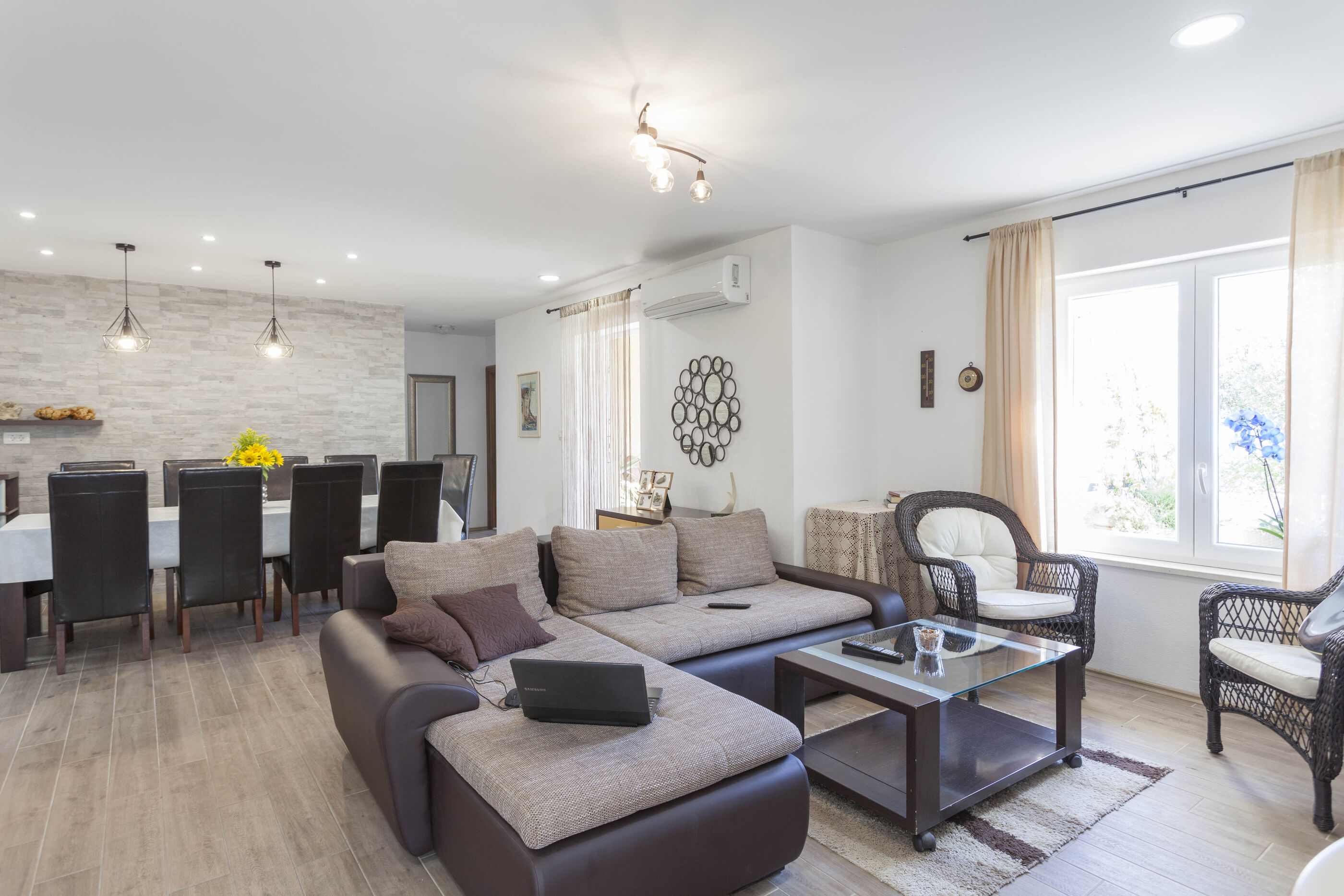 House Arija 58981-K1