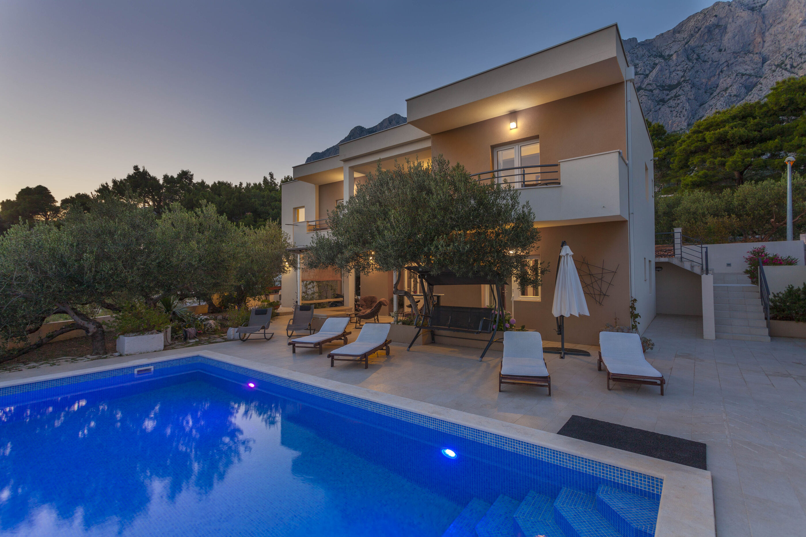 House Arija 58981-K1