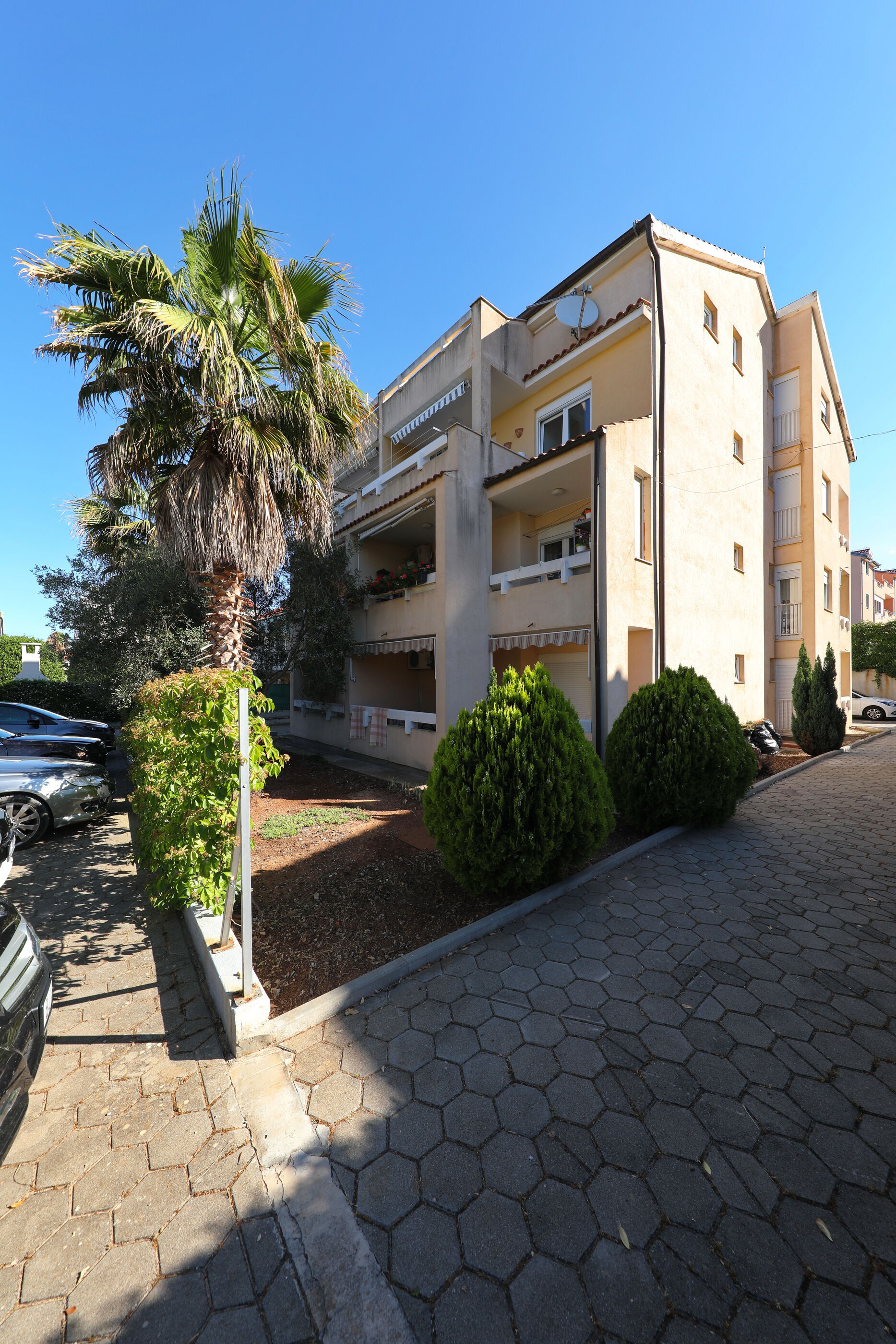 Apartment EMINA 14707-A1