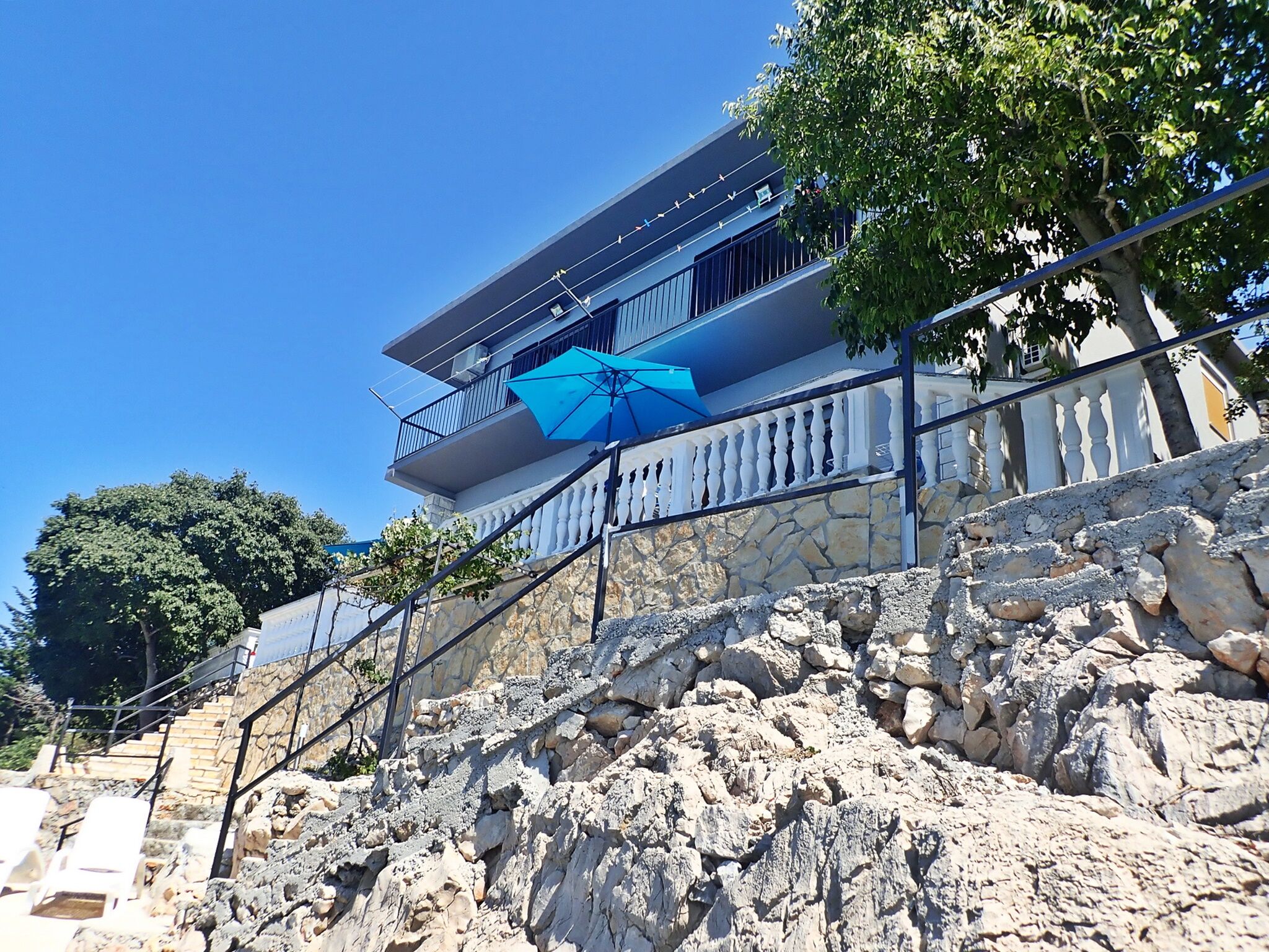 Apartments LILLY BY THE SEA 42016-A2