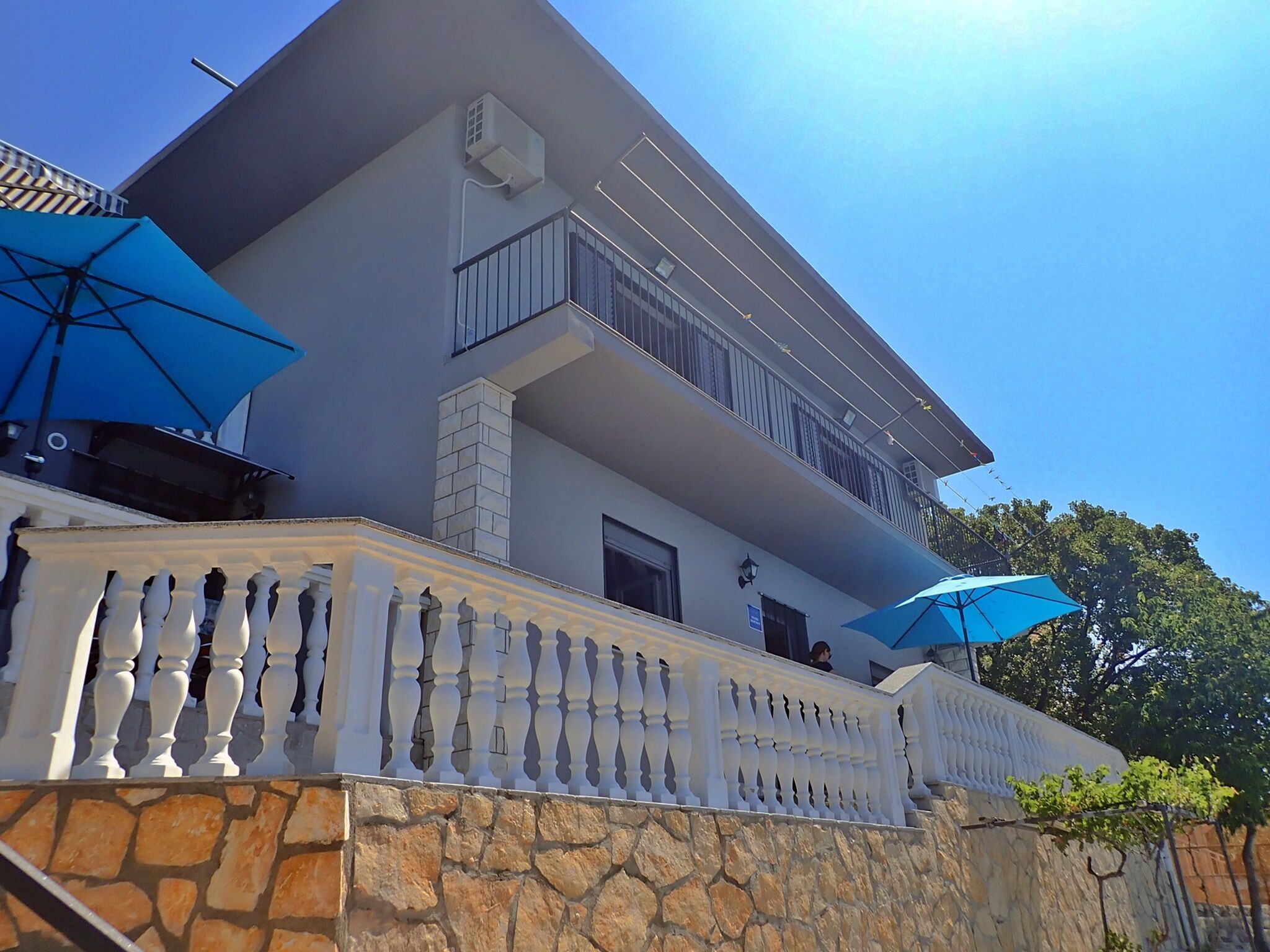 Apartments LILLY BY THE SEA 42016-A2