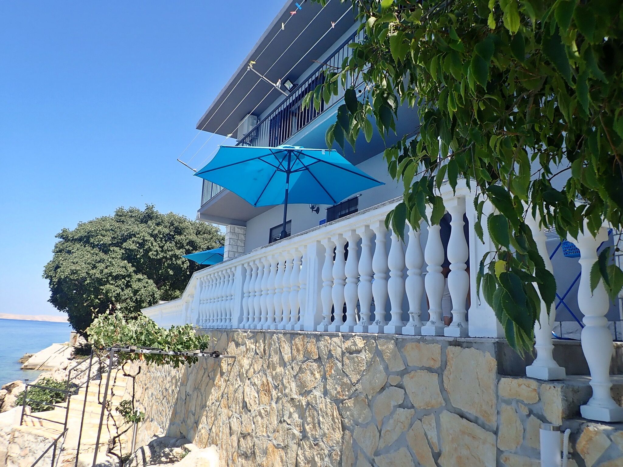 Apartments LILLY BY THE SEA 42016-A2