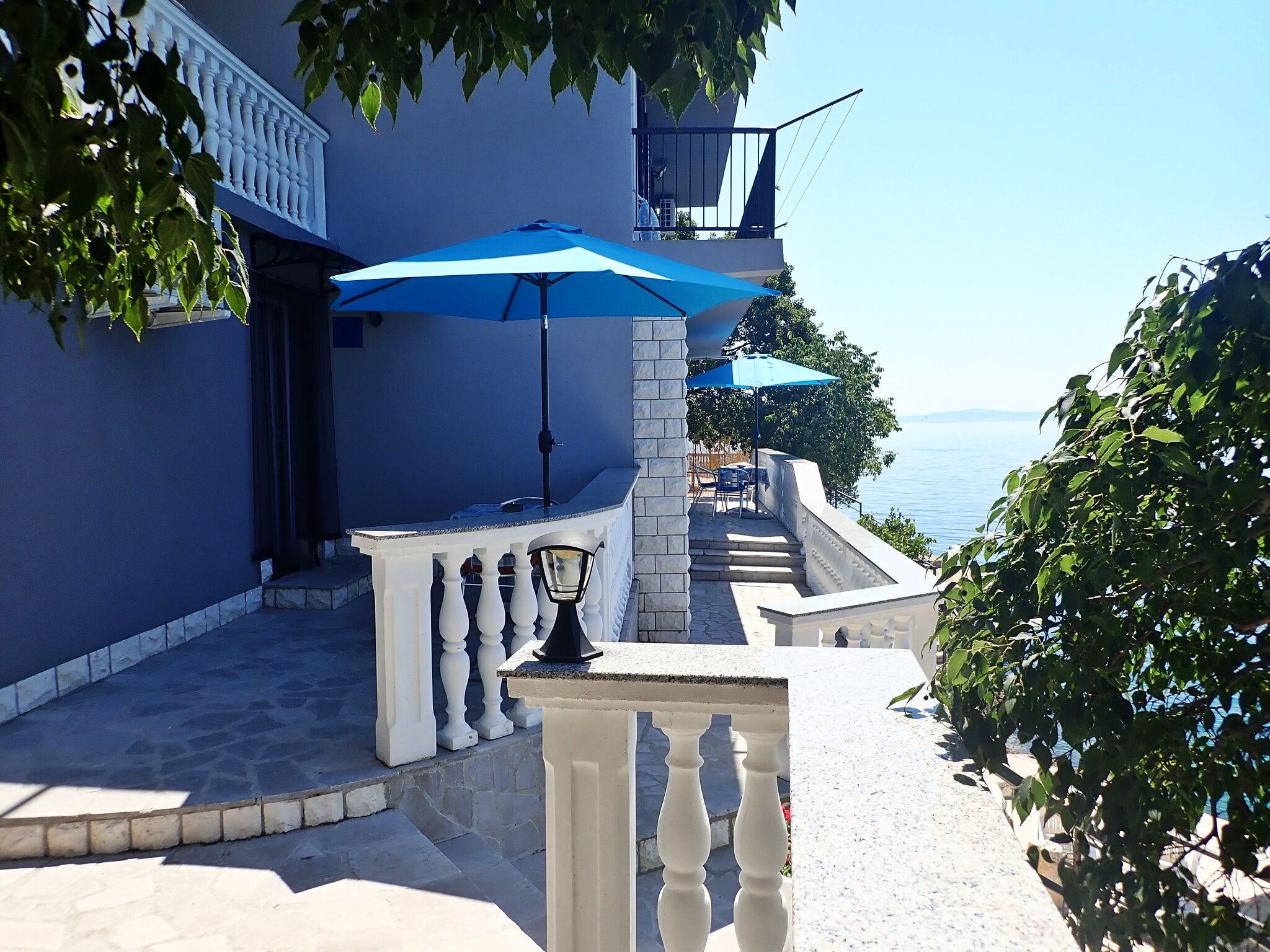 Apartments LILLY BY THE SEA 42016-A2