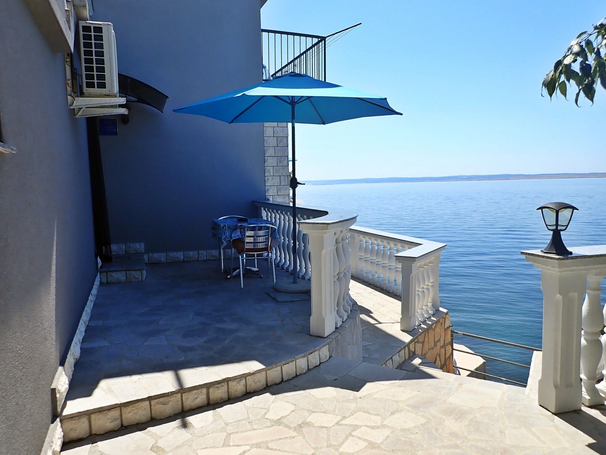 Apartments LILLY BY THE SEA 42016-A1