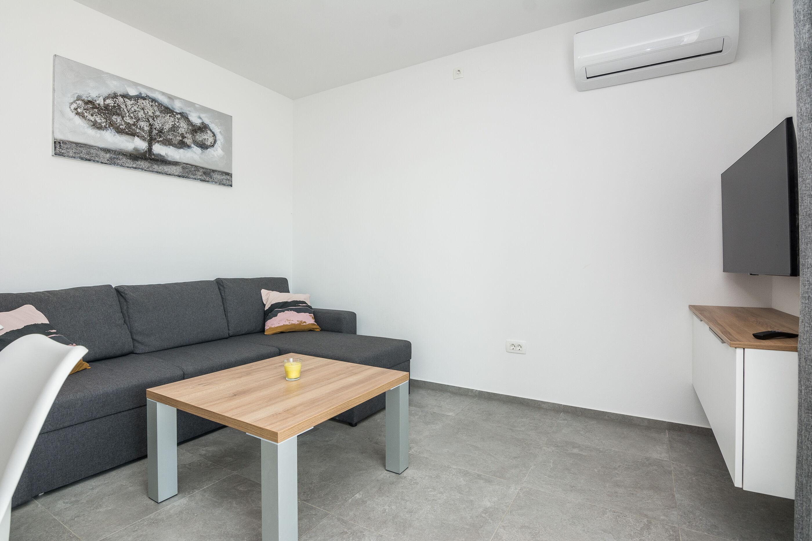 Apartment Spanic 1 36435-A1