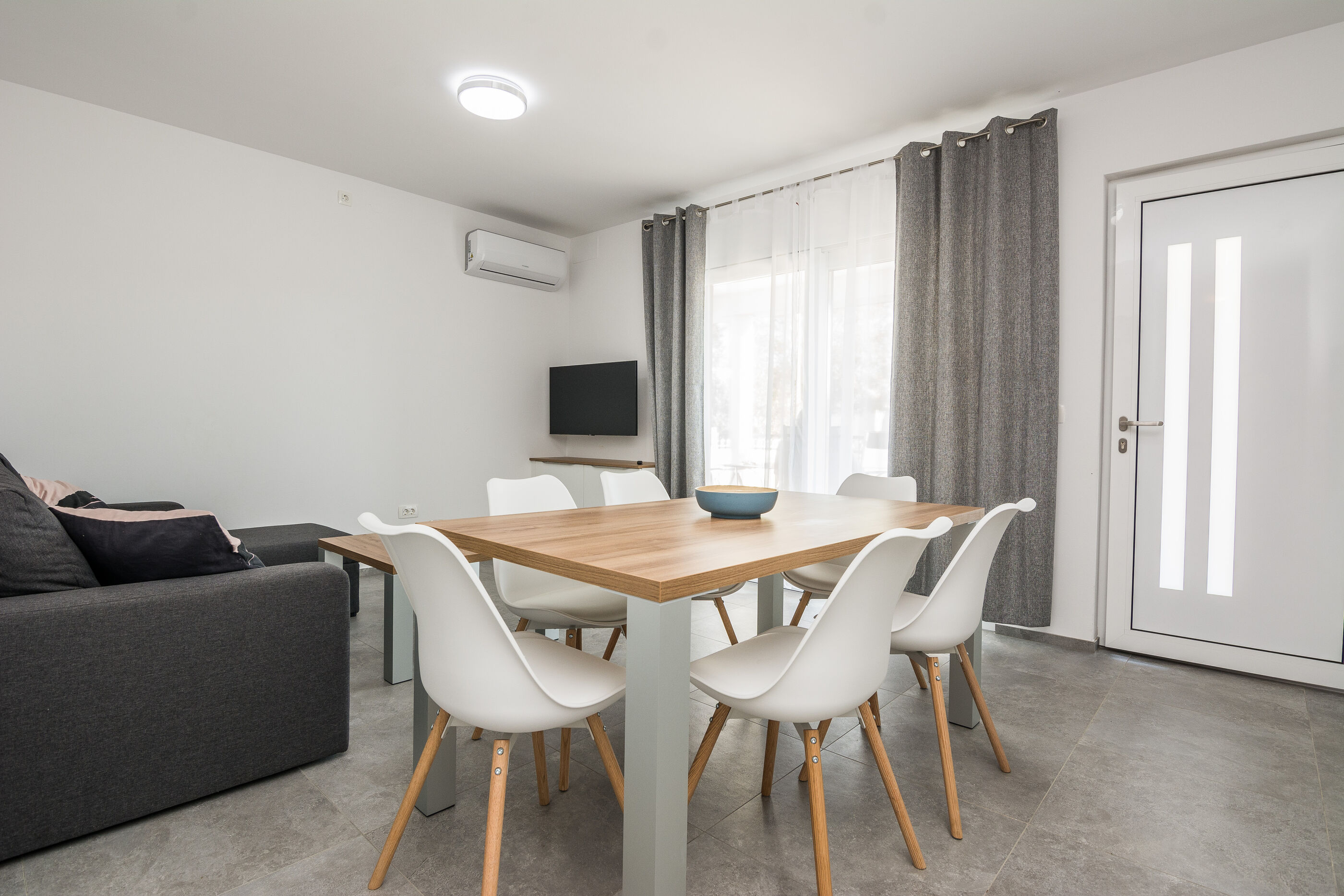 Apartment Spanic 1 36435-A1
