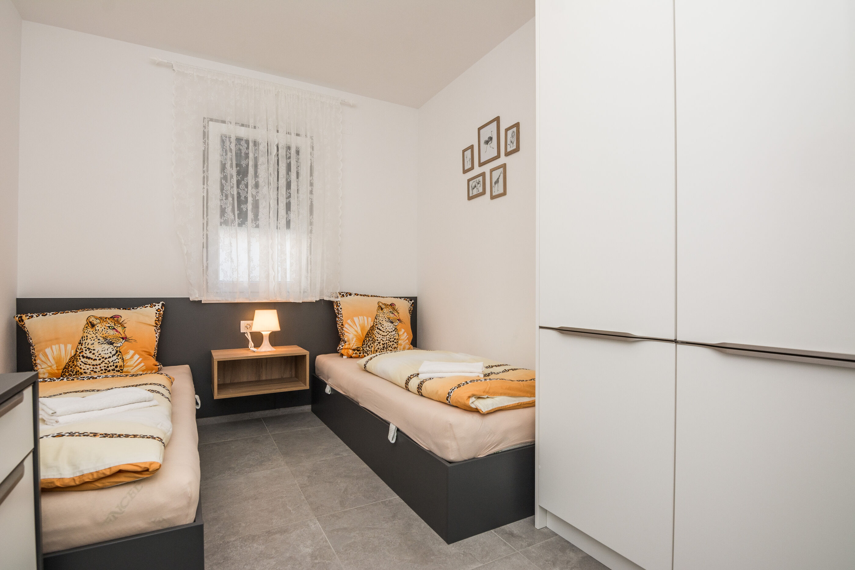 Apartment Spanic 1 36435-A1