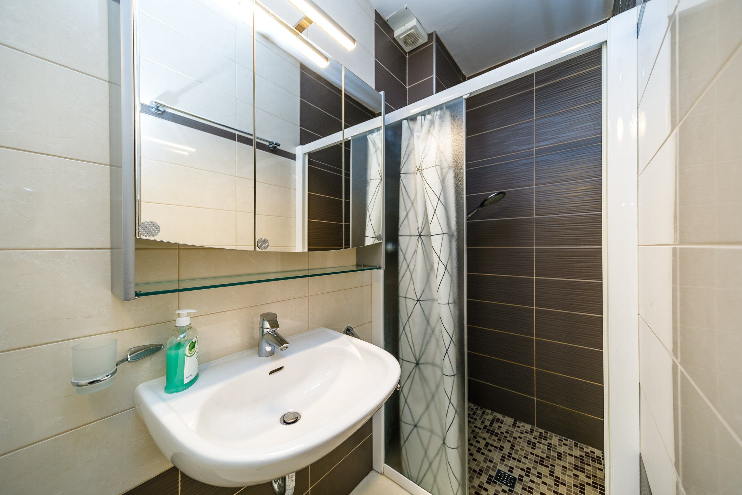 Apartments NADA 15112-A1