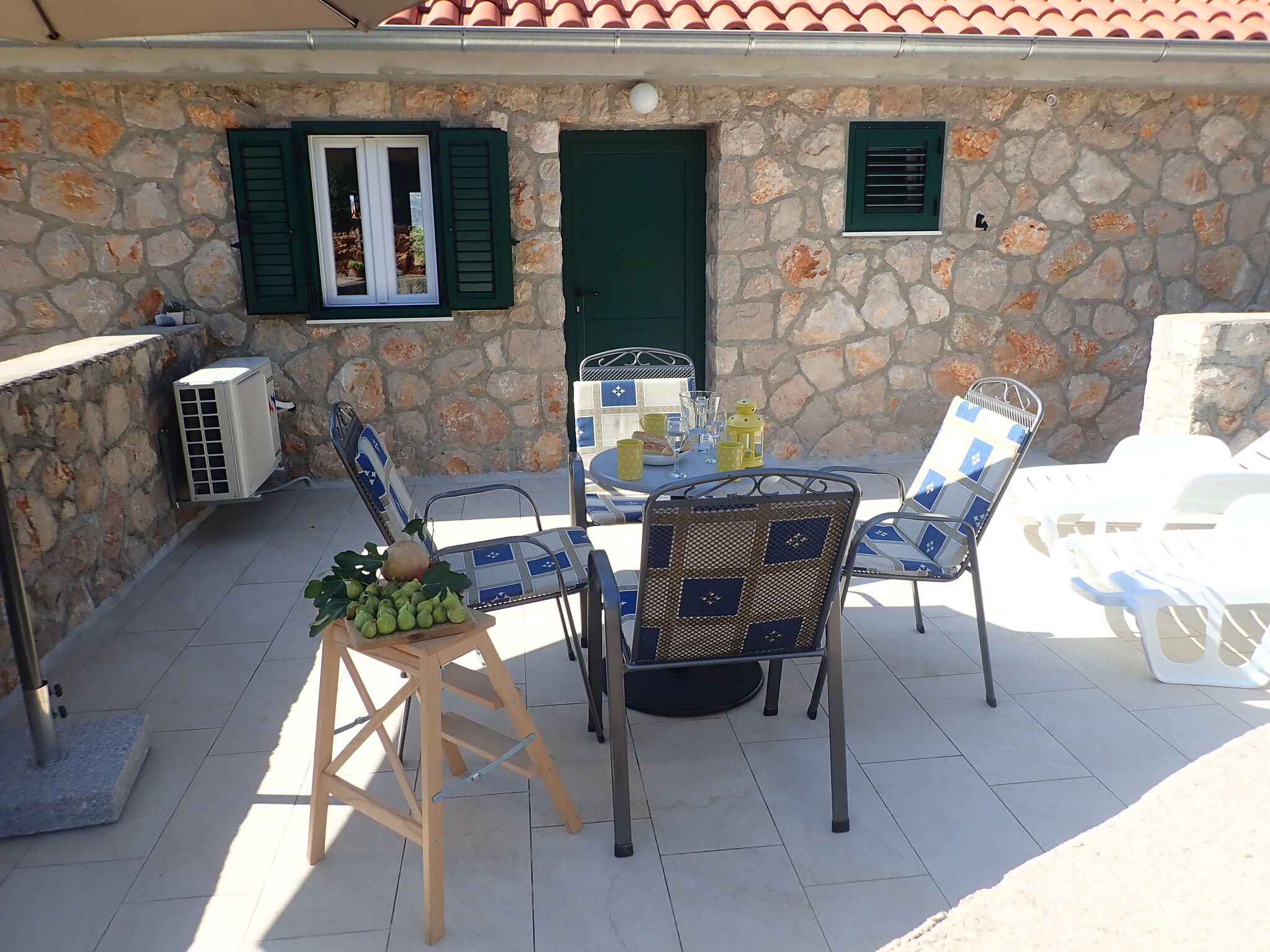 Apartment MARETA 42019-A1