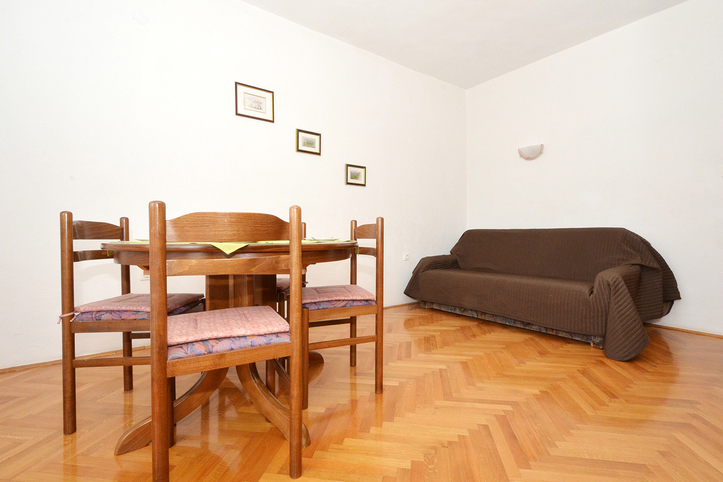 Apartments Nedjeljko 79011-A1