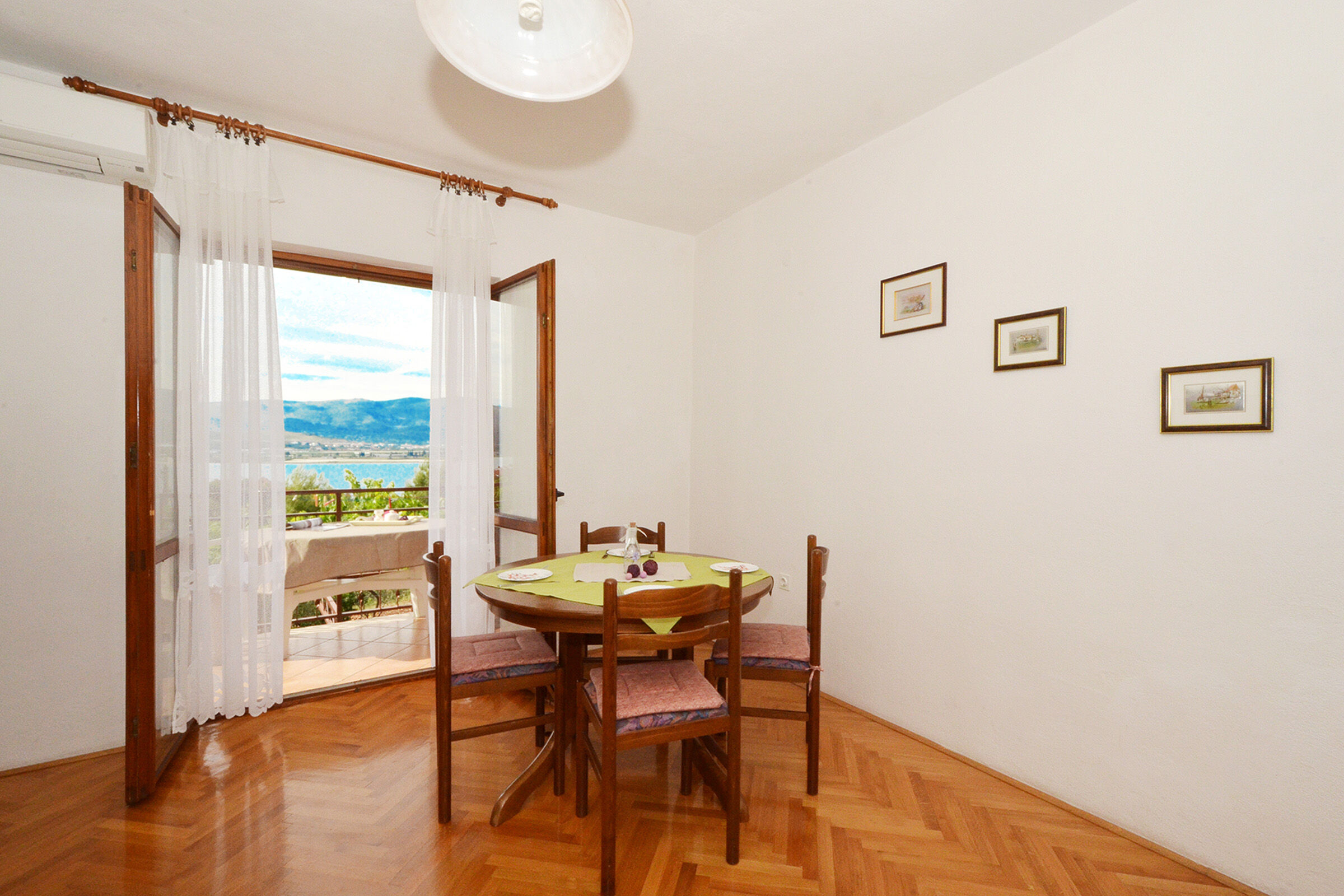 Apartments Nedjeljko 79011-A1