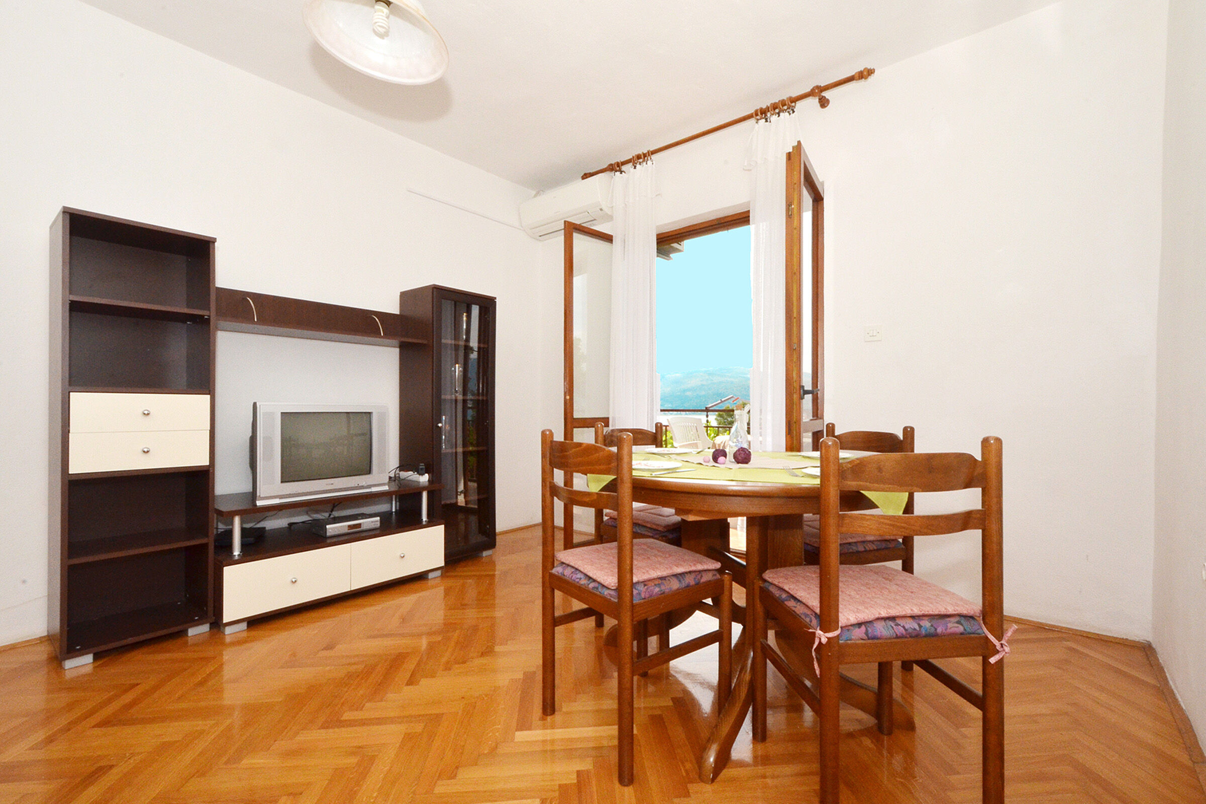 Apartments Nedjeljko 79011-A1