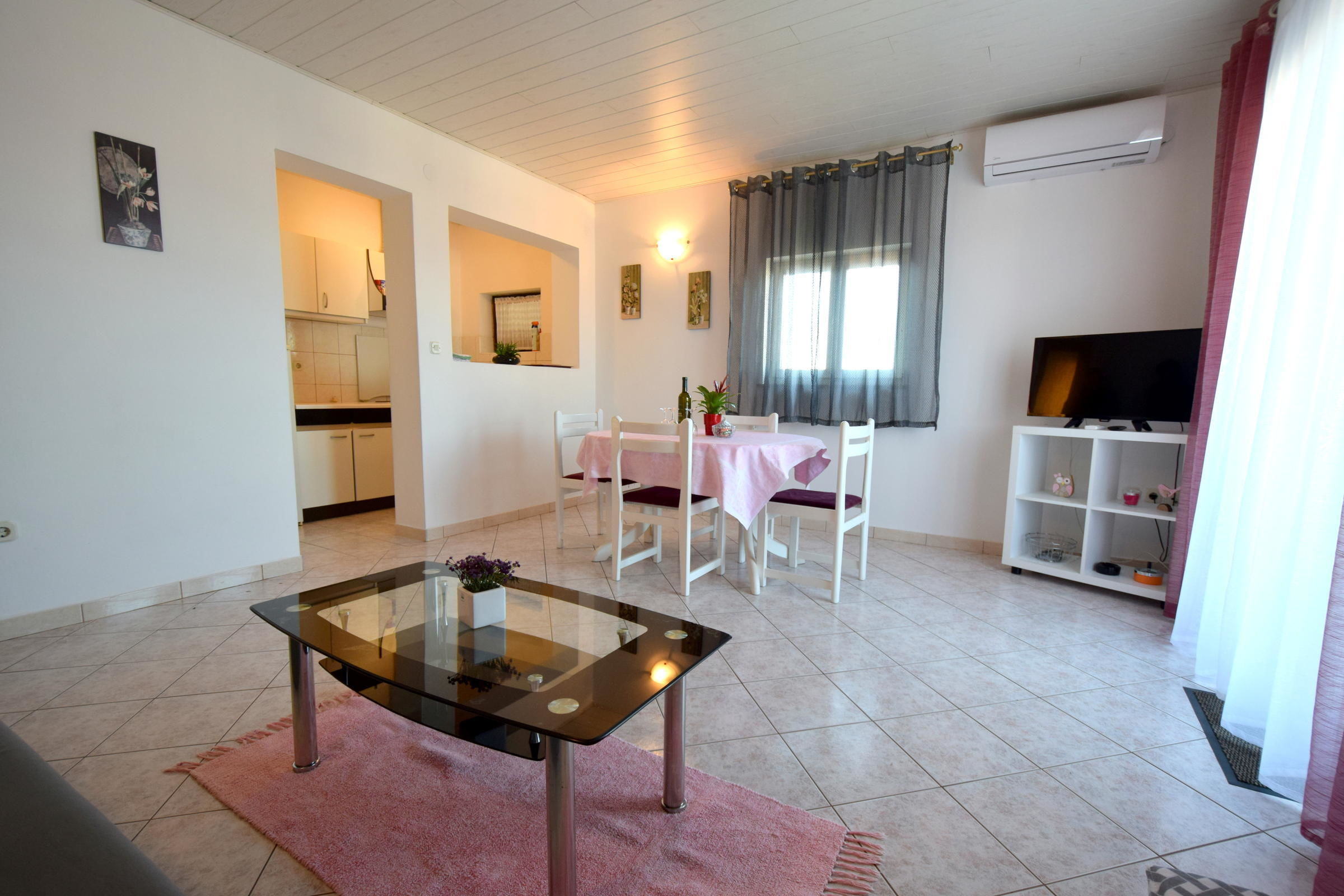 Apartments Marinela 62232-A2