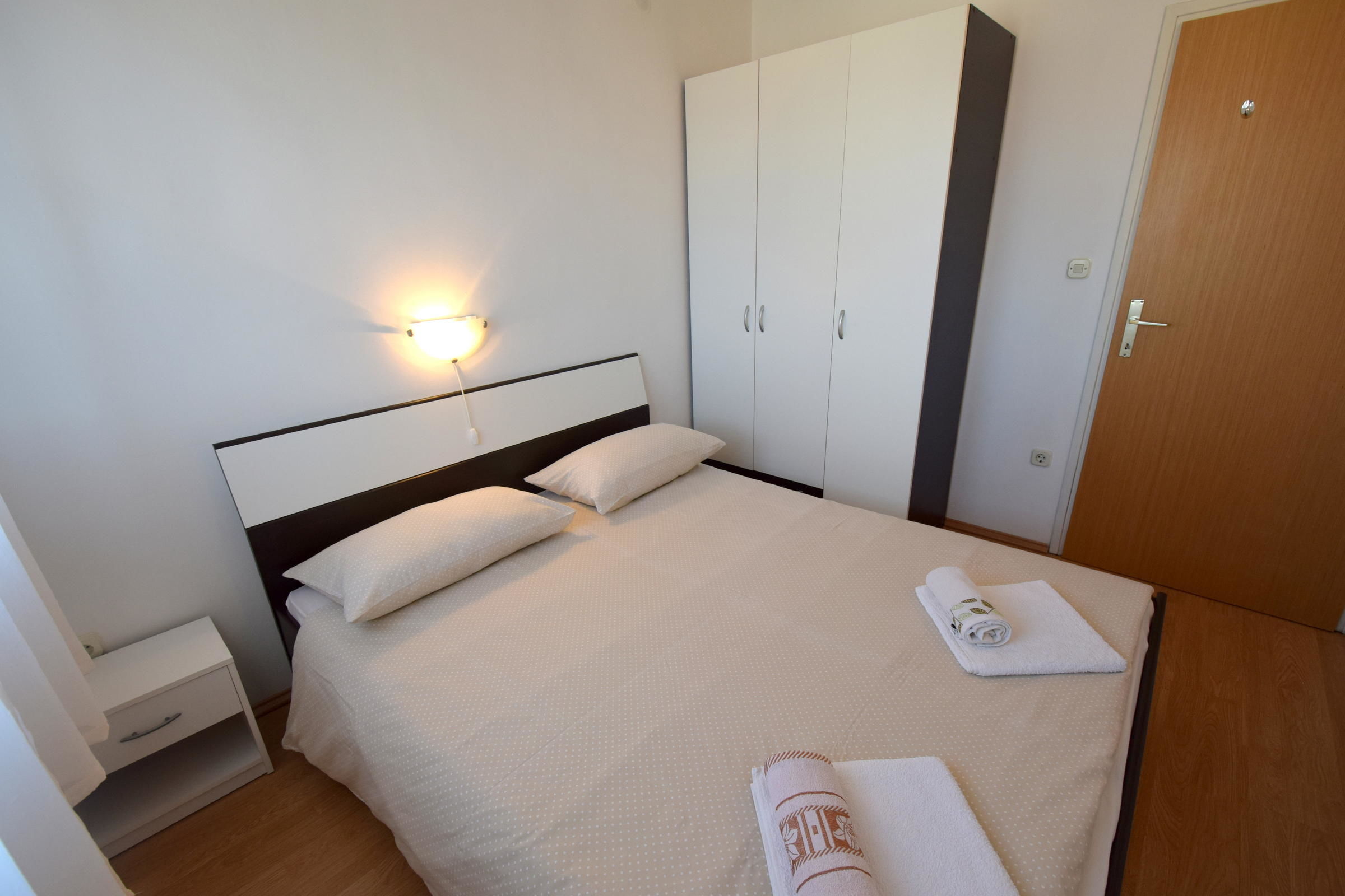 Apartments Marinela 62232-A1