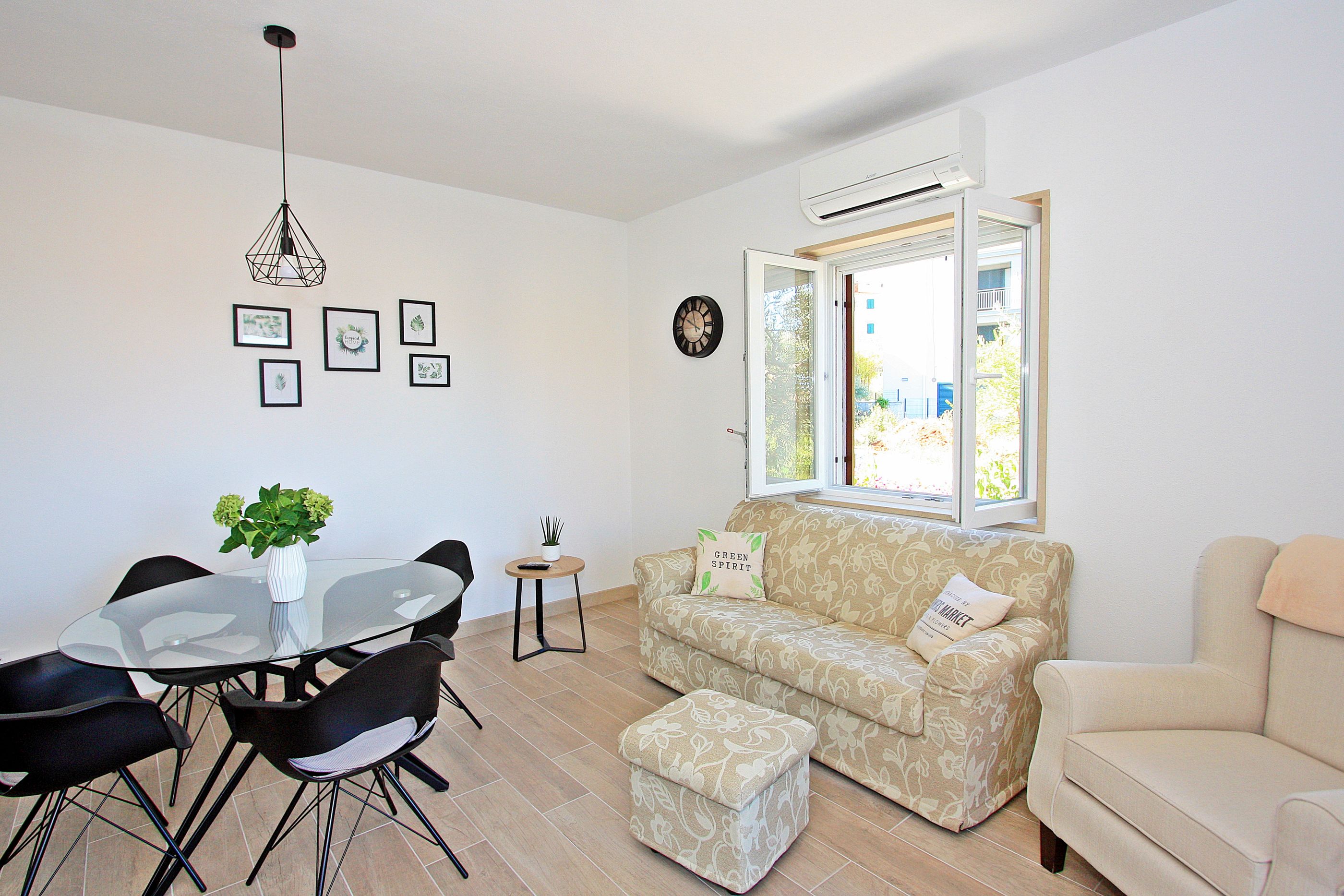 Apartments Irena 38501-A2