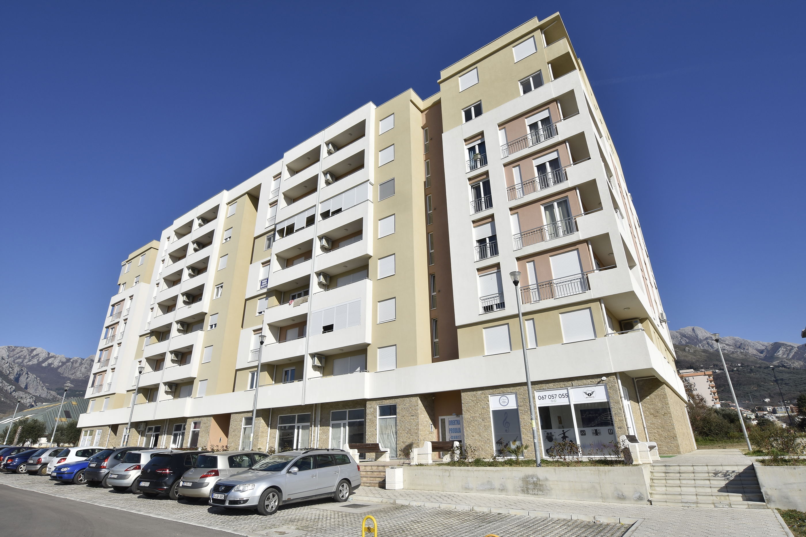 Apartment Branko 77121-A1