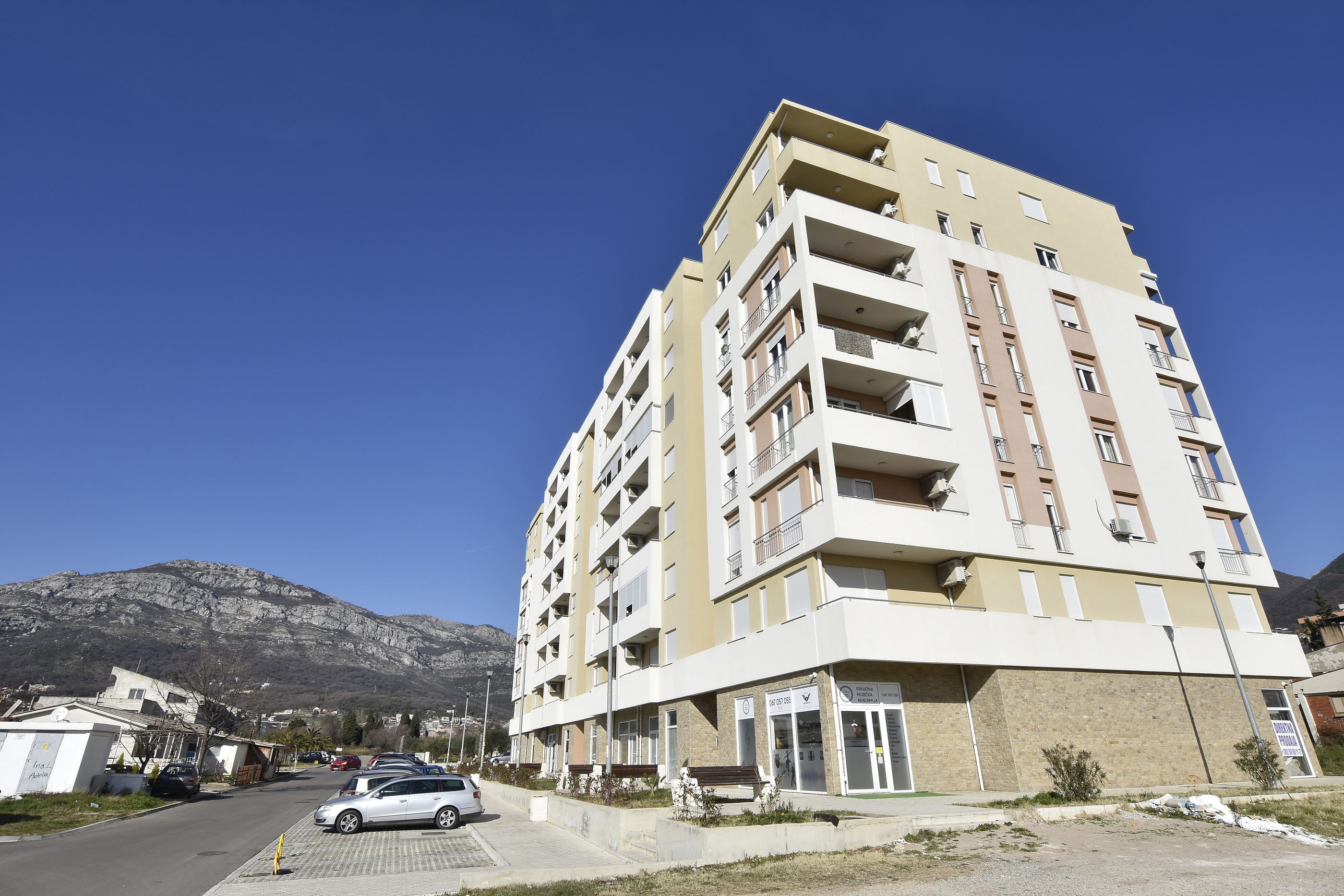 Apartment Branko 77121-A1