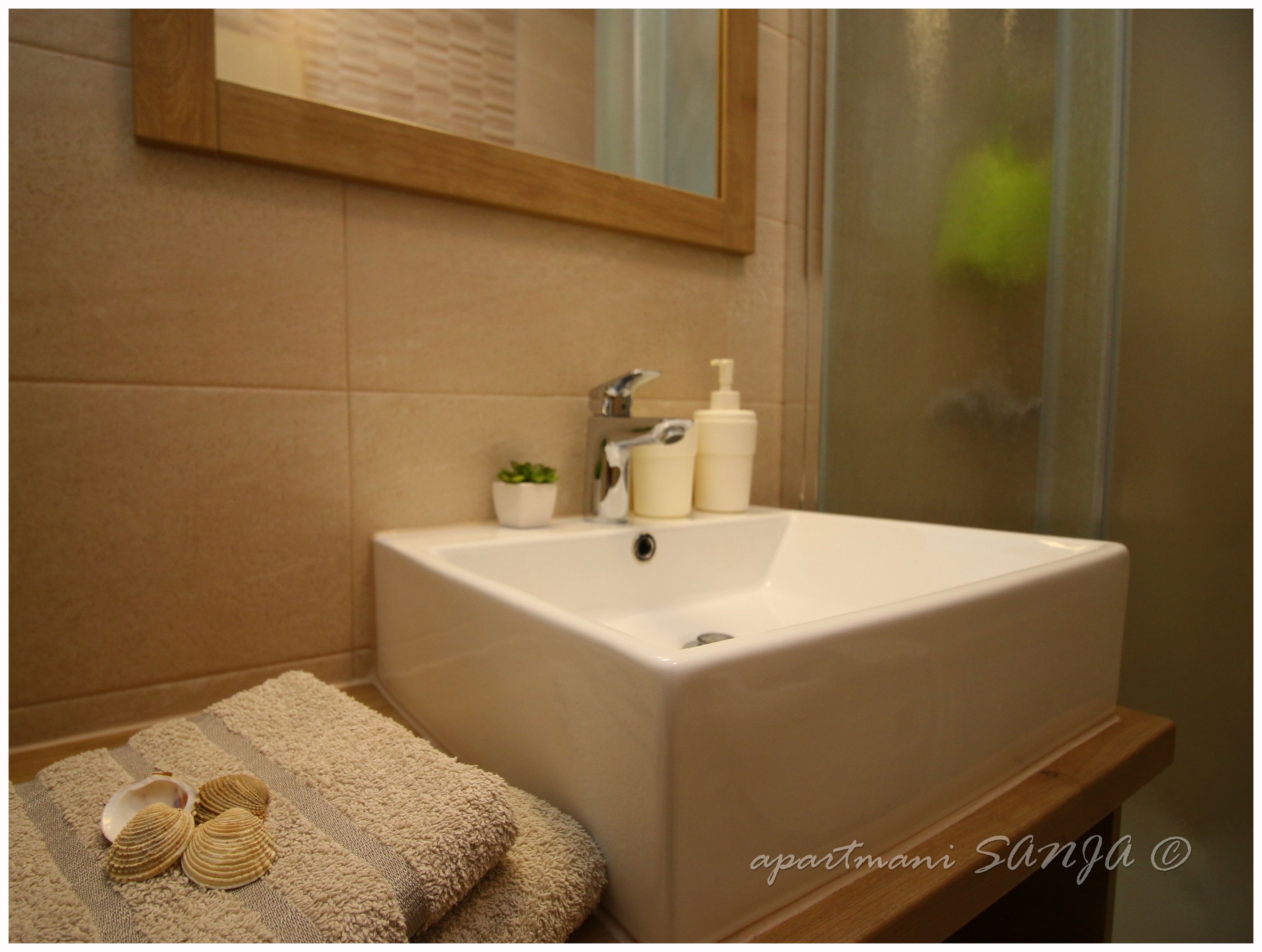 Apartments Sanja 40273-A2