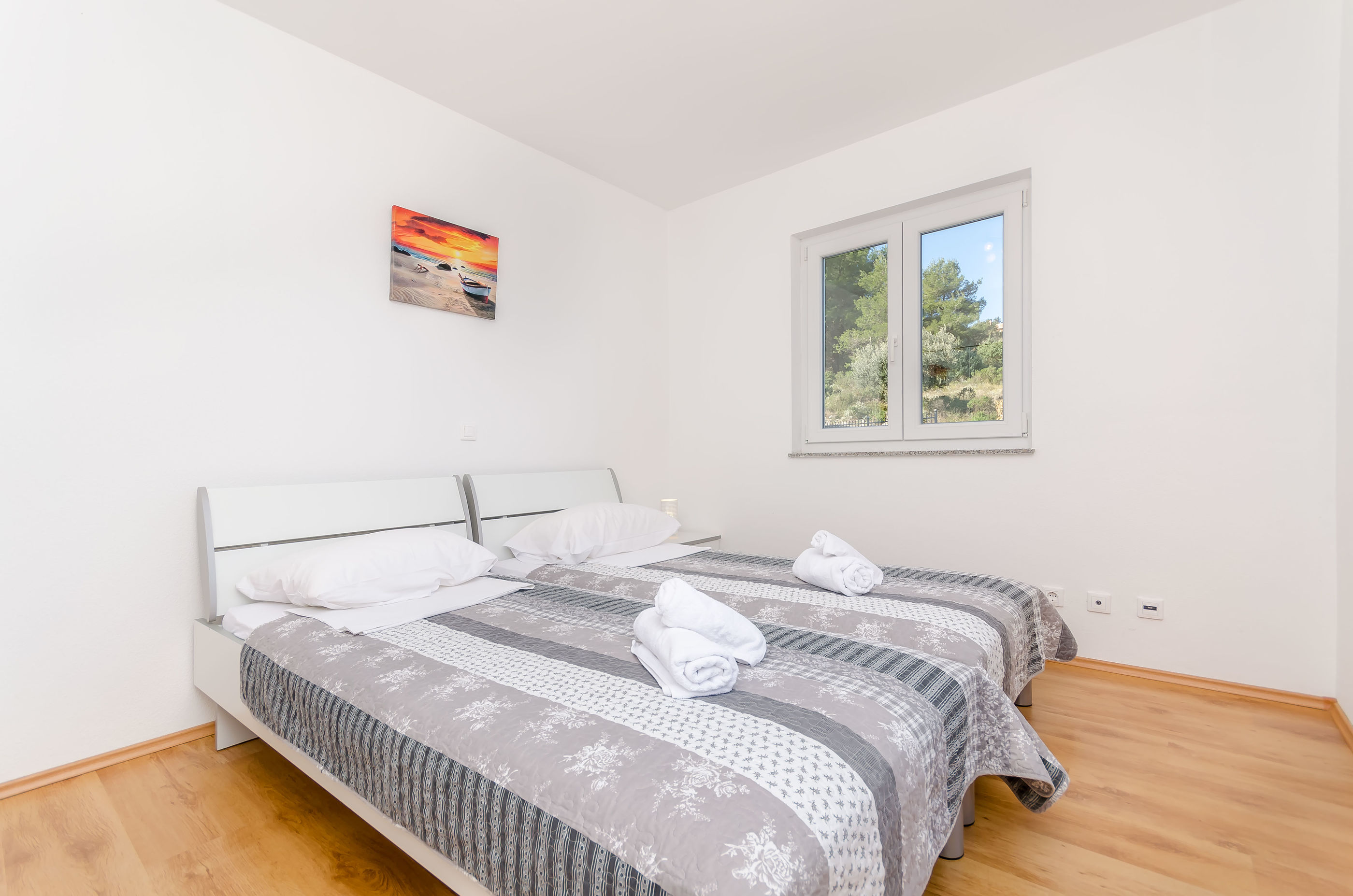 Apartments Mia 77371-A2