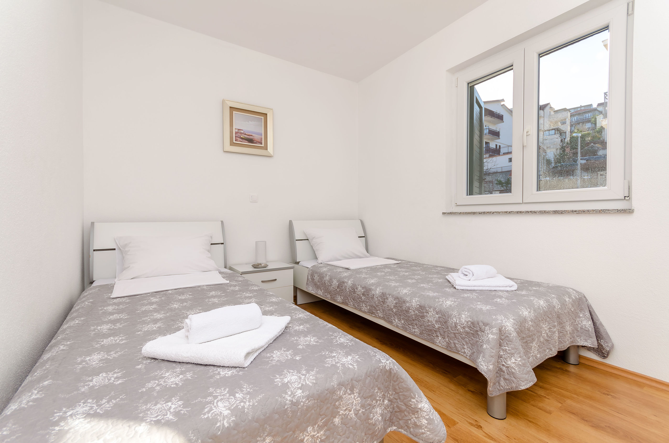 Apartments Mia 77371-A2