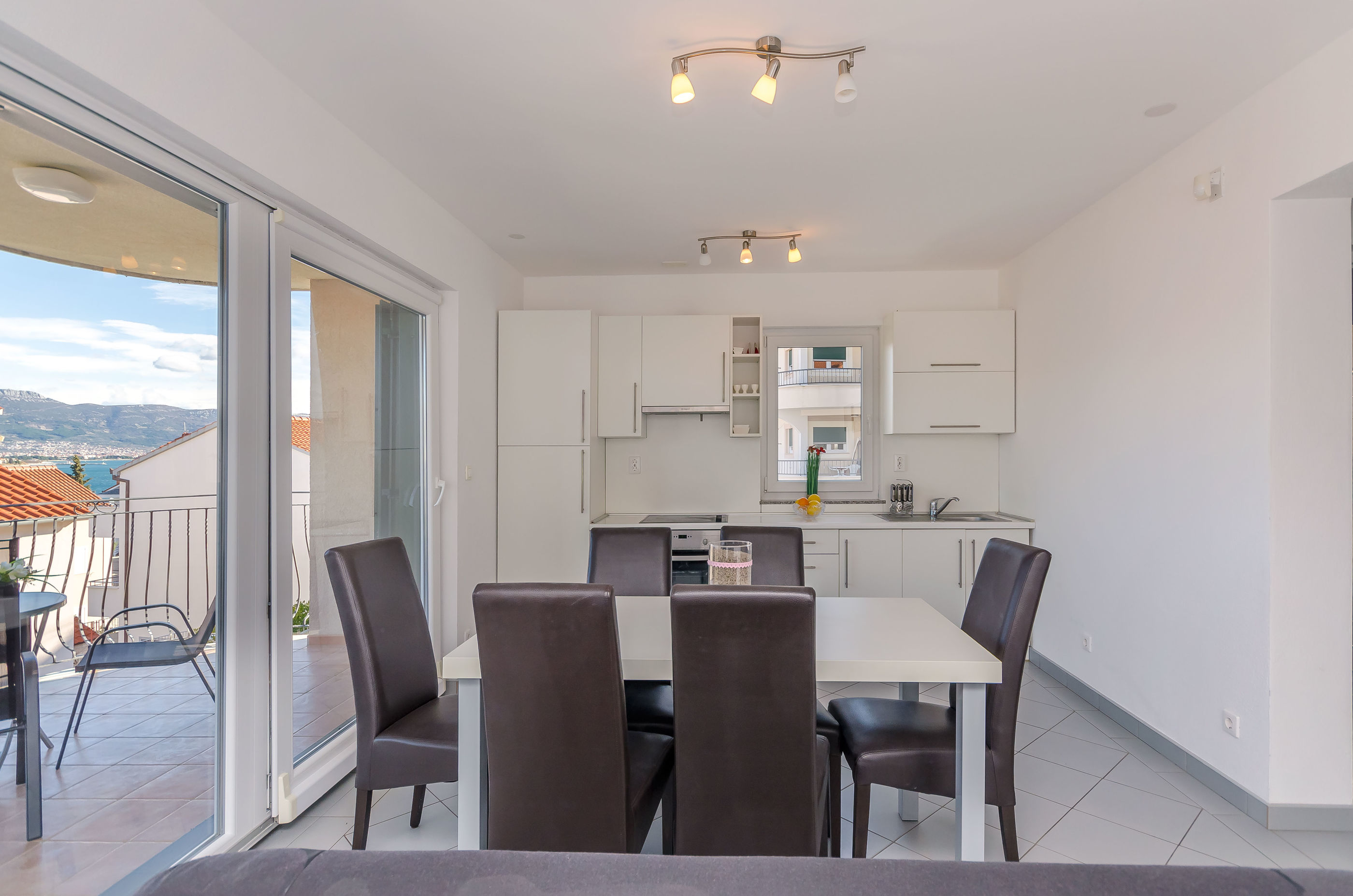 Apartments Mia 77371-A2