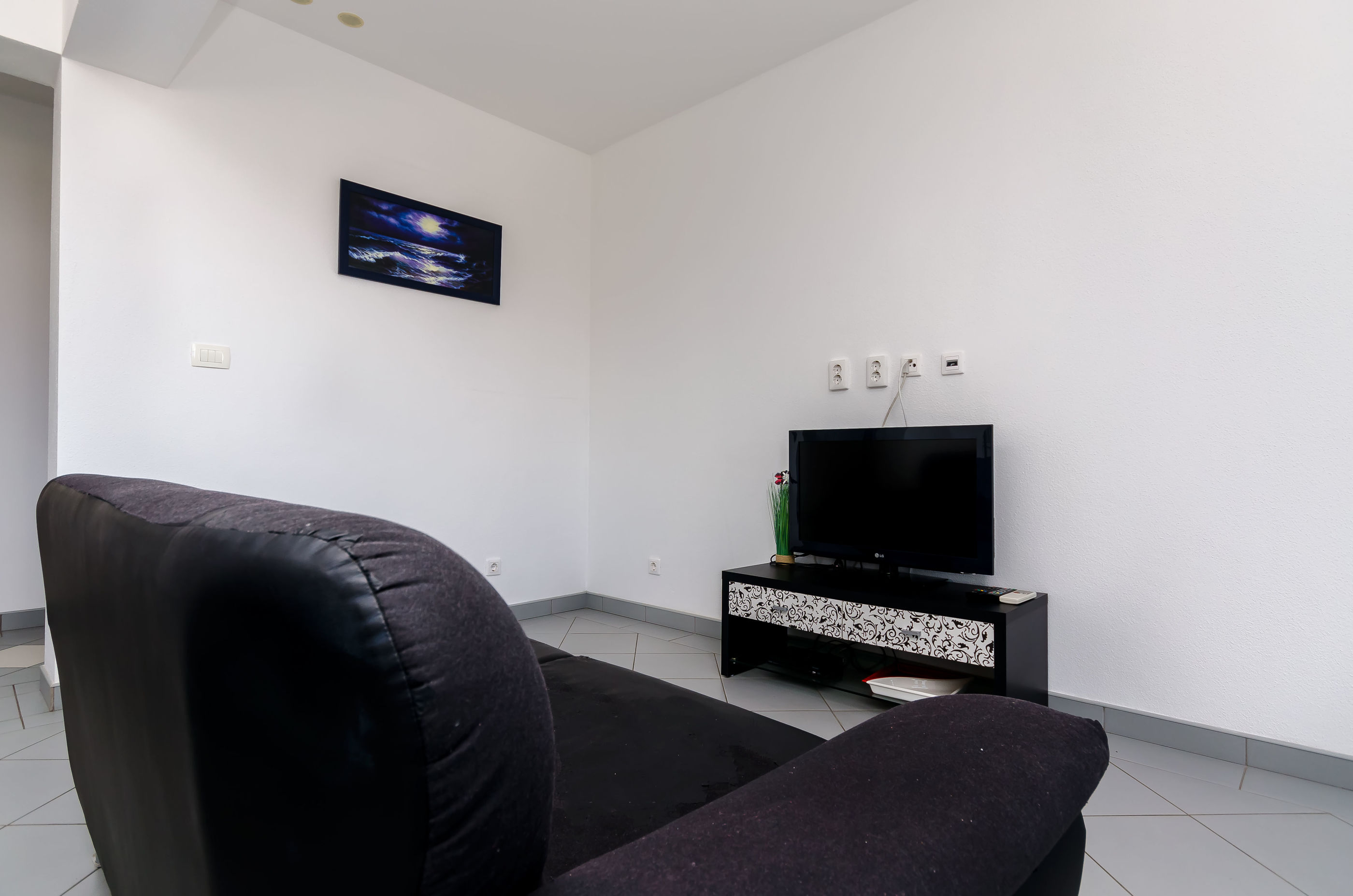 Apartments Mia 77371-A2
