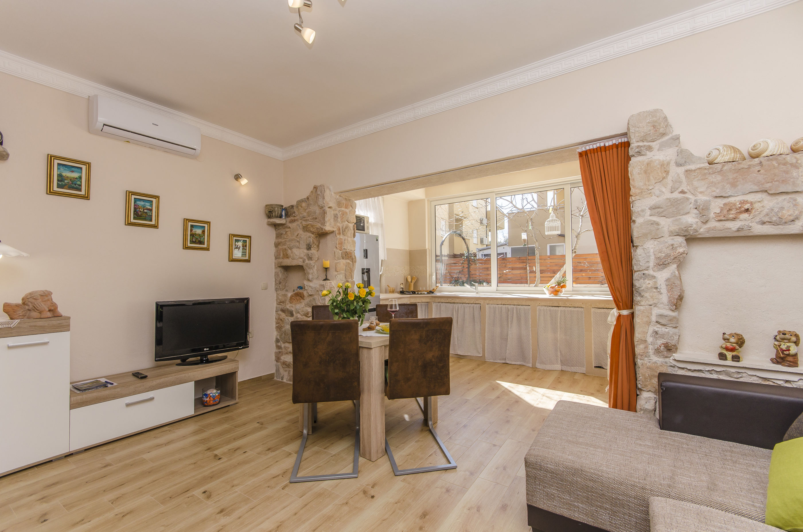 Apartment Mirella II 76932-A1