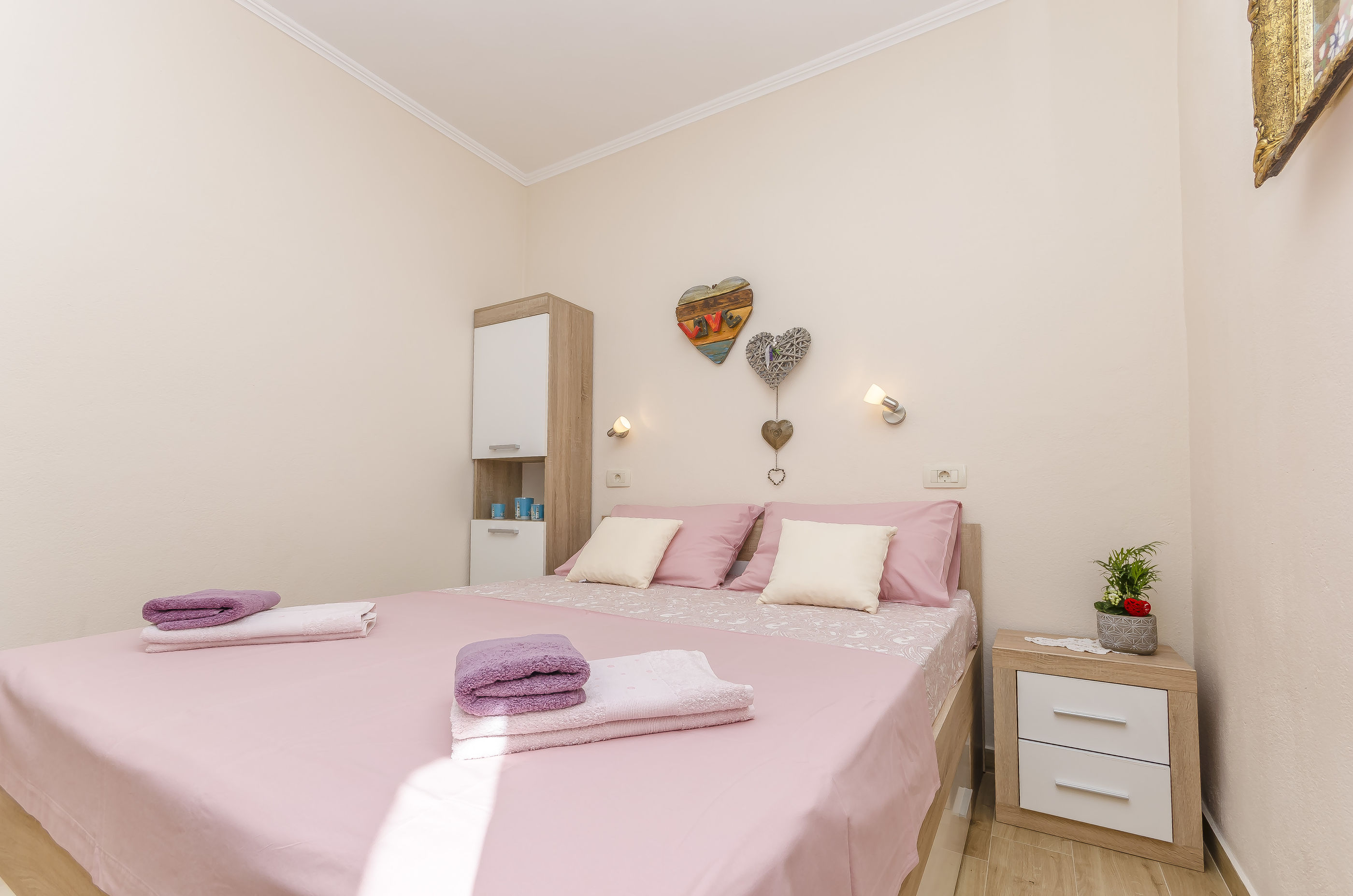 Apartment Mirella II 76932-A1