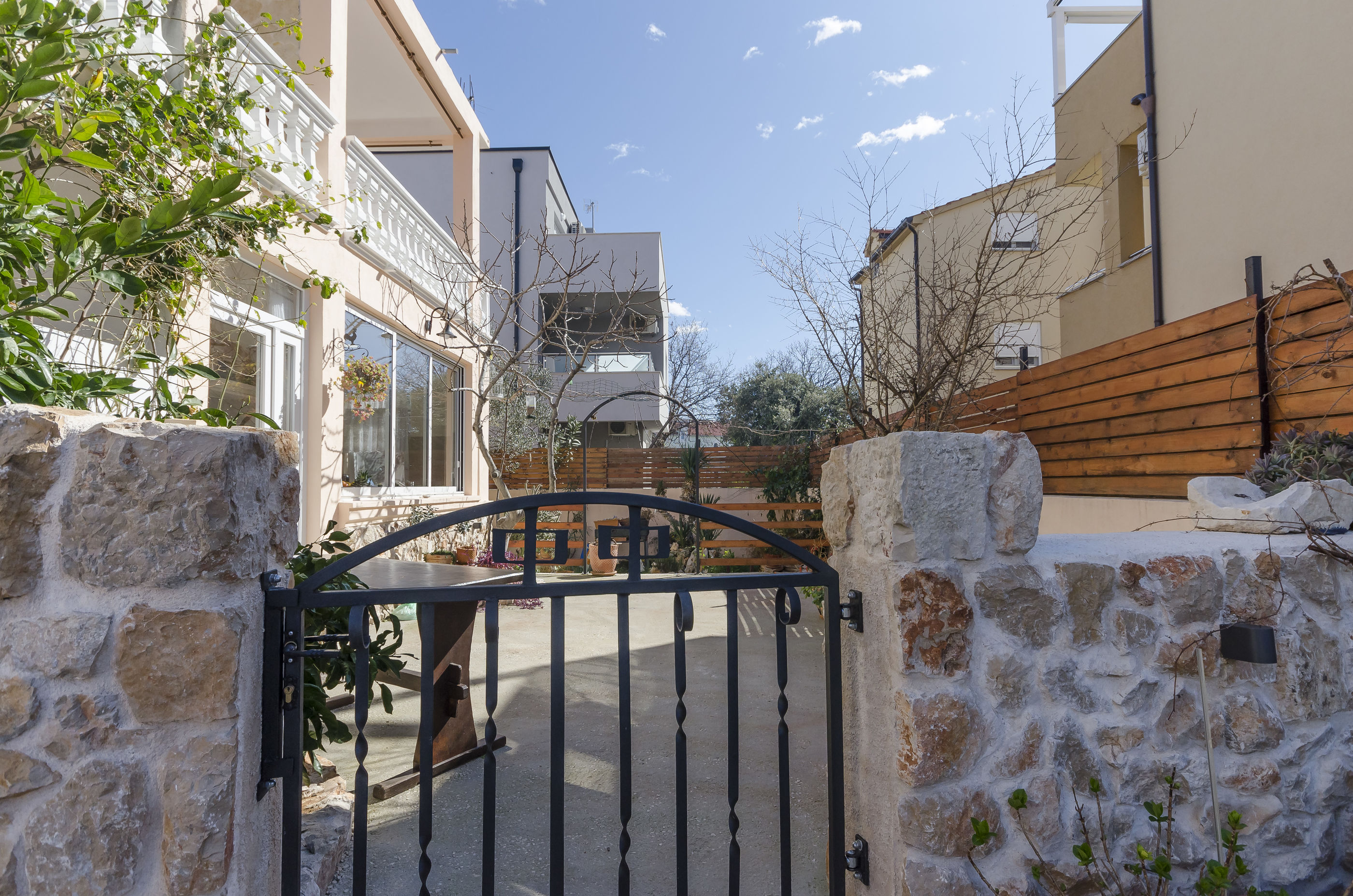 Apartment Mirella II 76932-A1