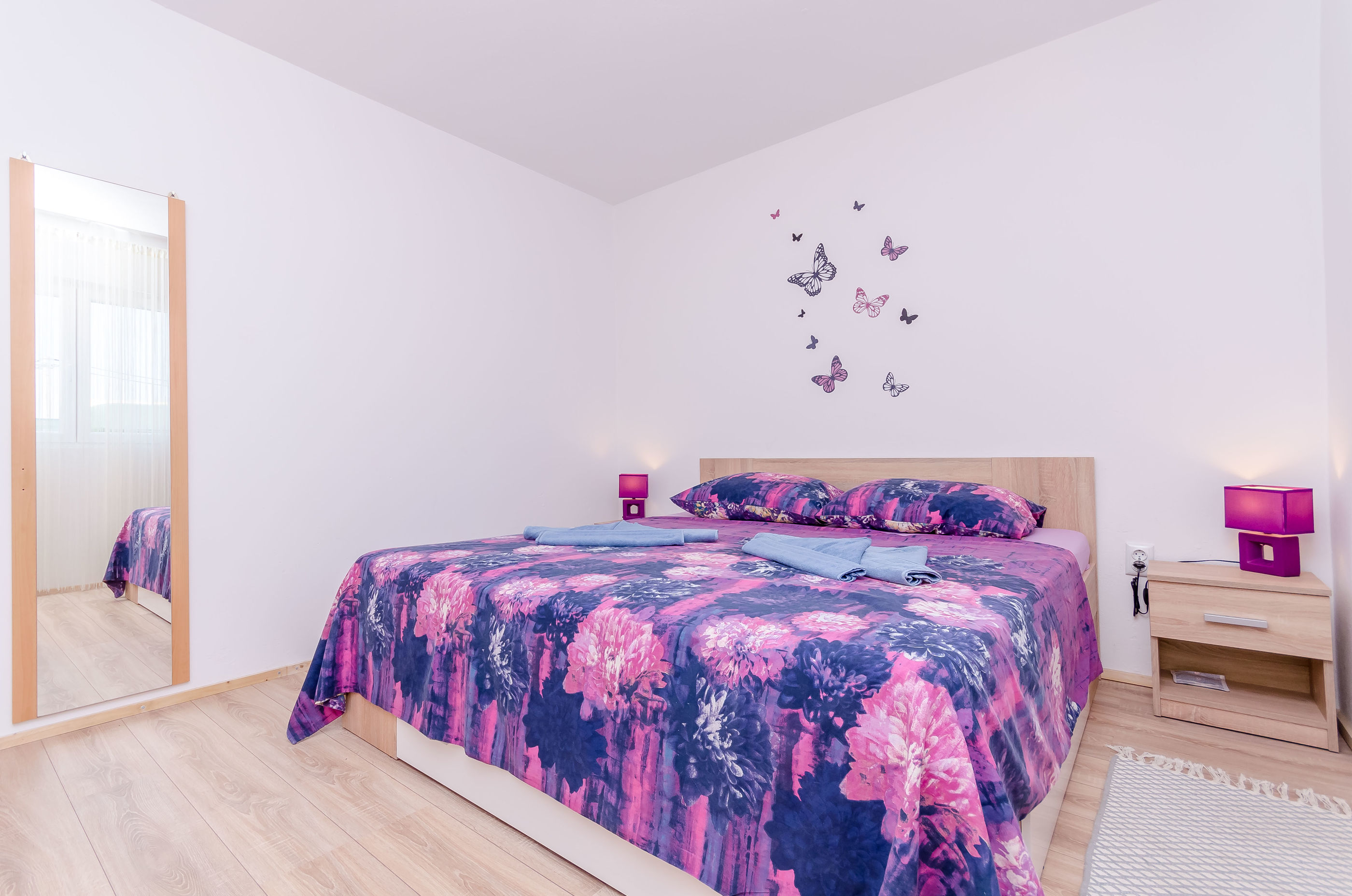 Apartment Snjezana 72001-A1