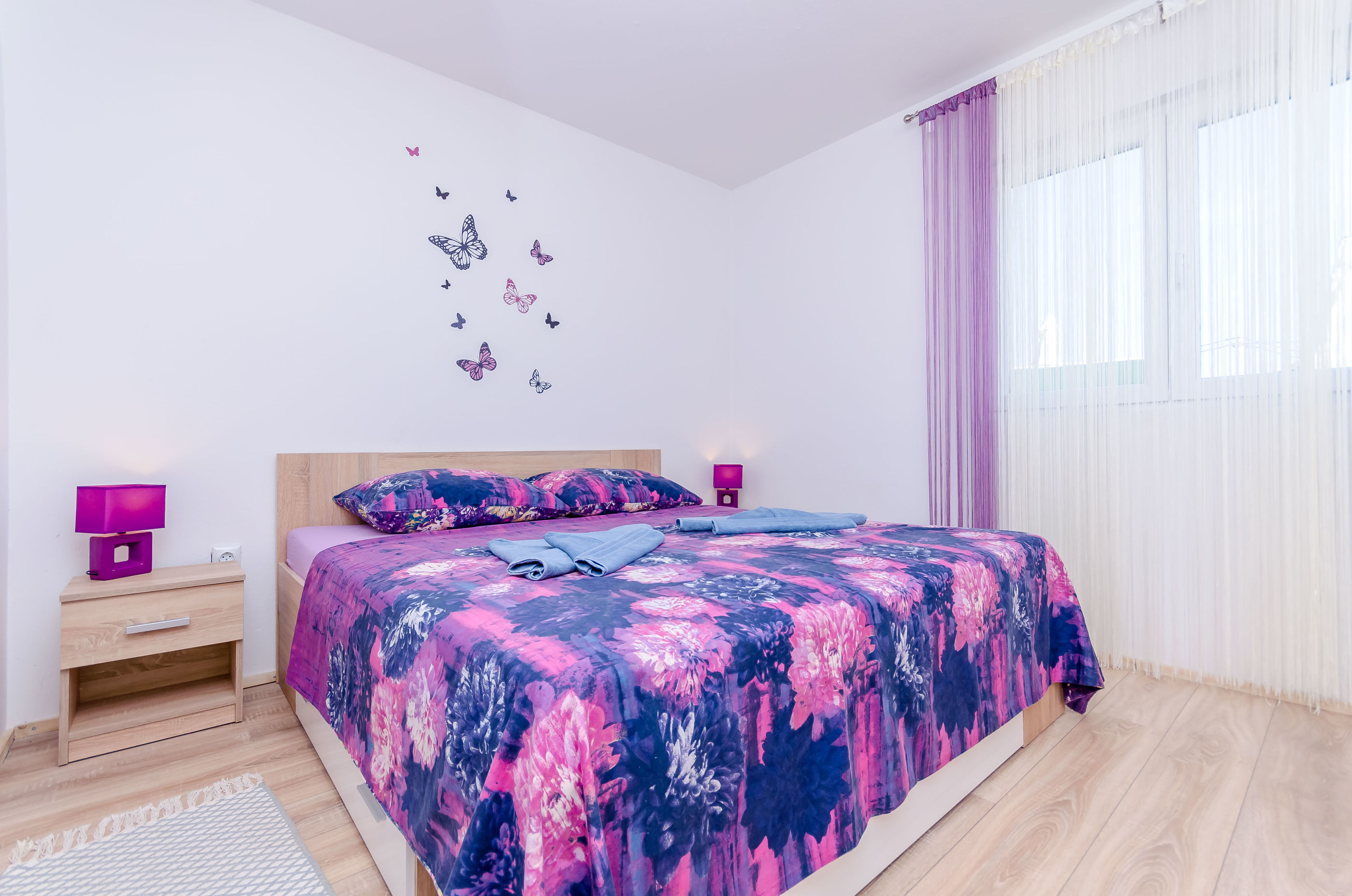 Apartment Snjezana 72001-A1