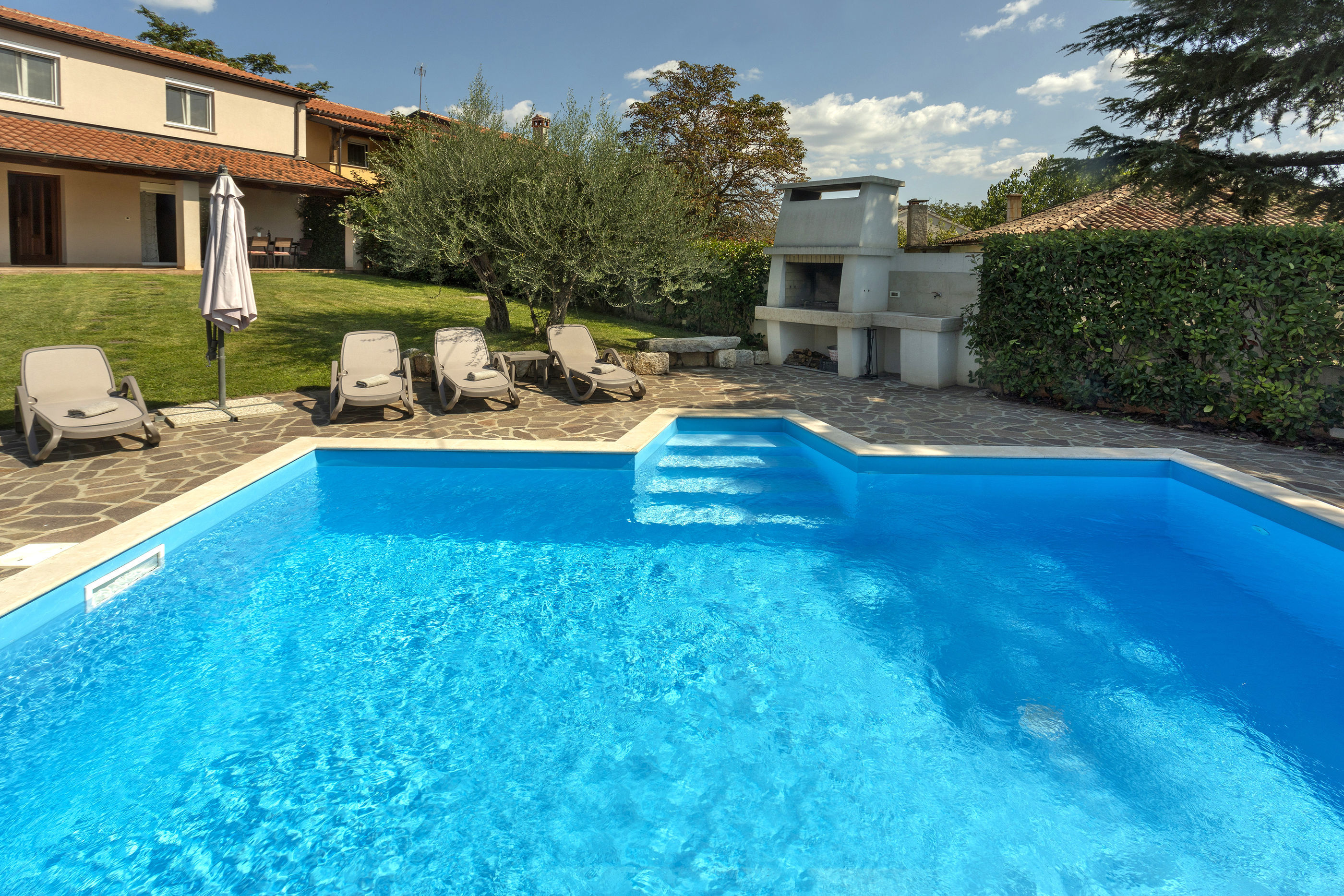 Villa Nina V0331-K1