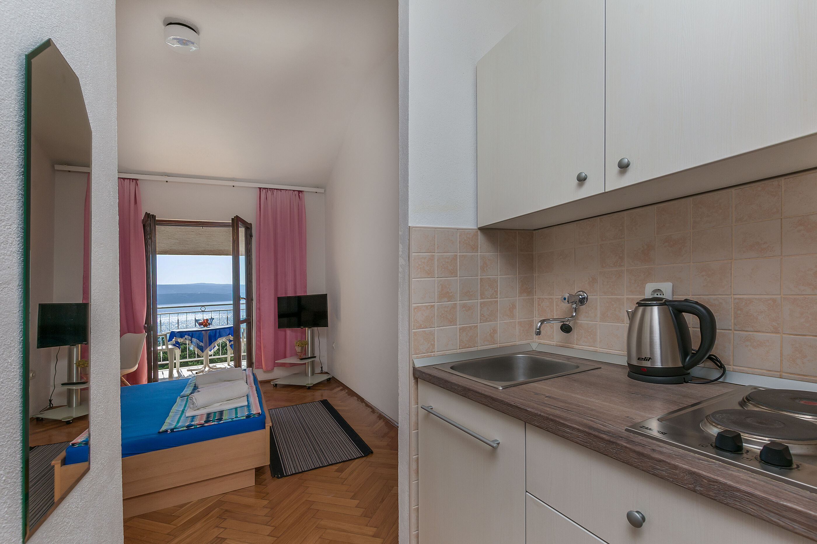 Apartments Maras 77701-A1