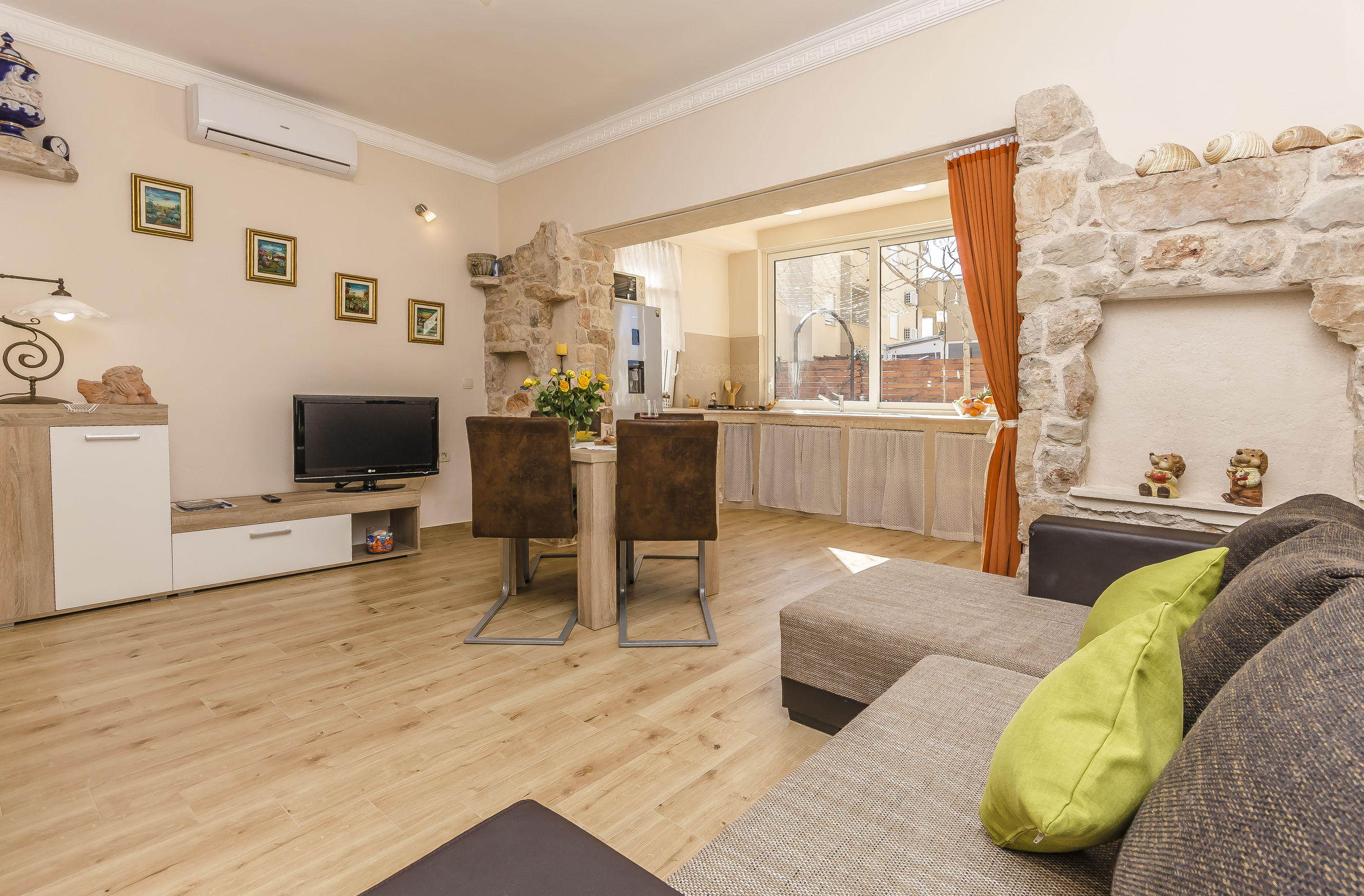 Apartment Mirella II 76932-A1