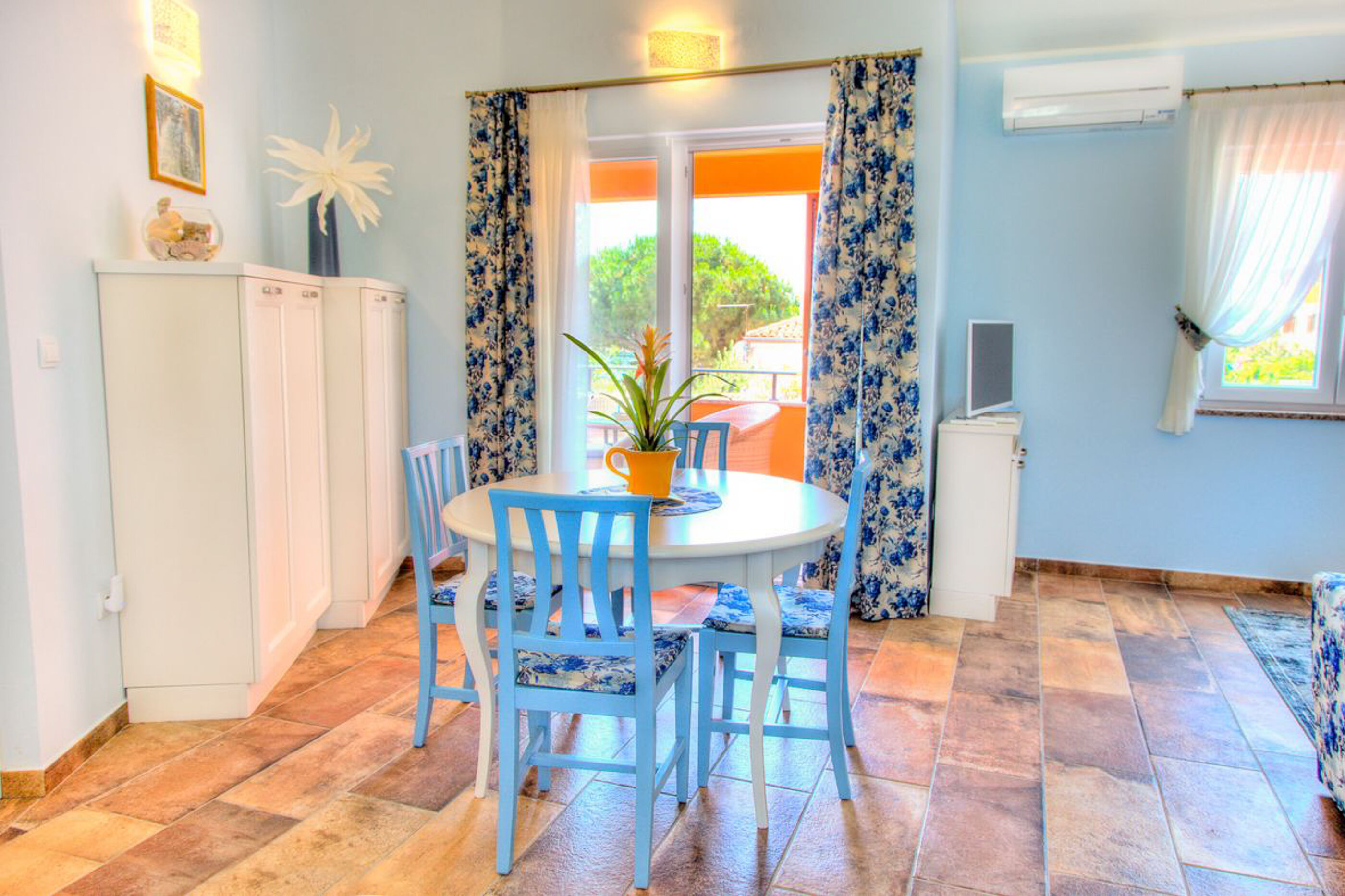 Apartments Petra near beach 70851-A2