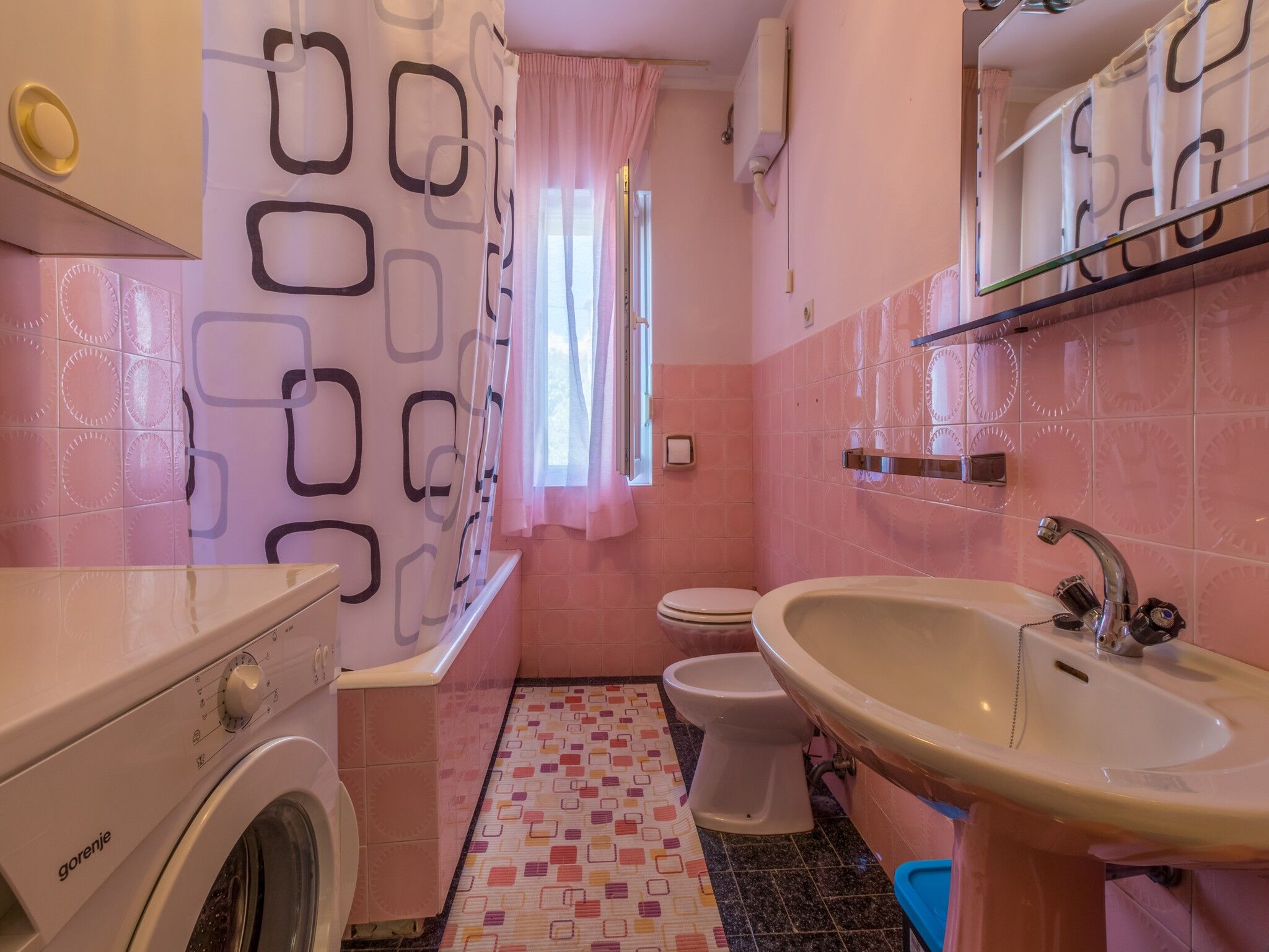 Apartments Antony 62466-A1