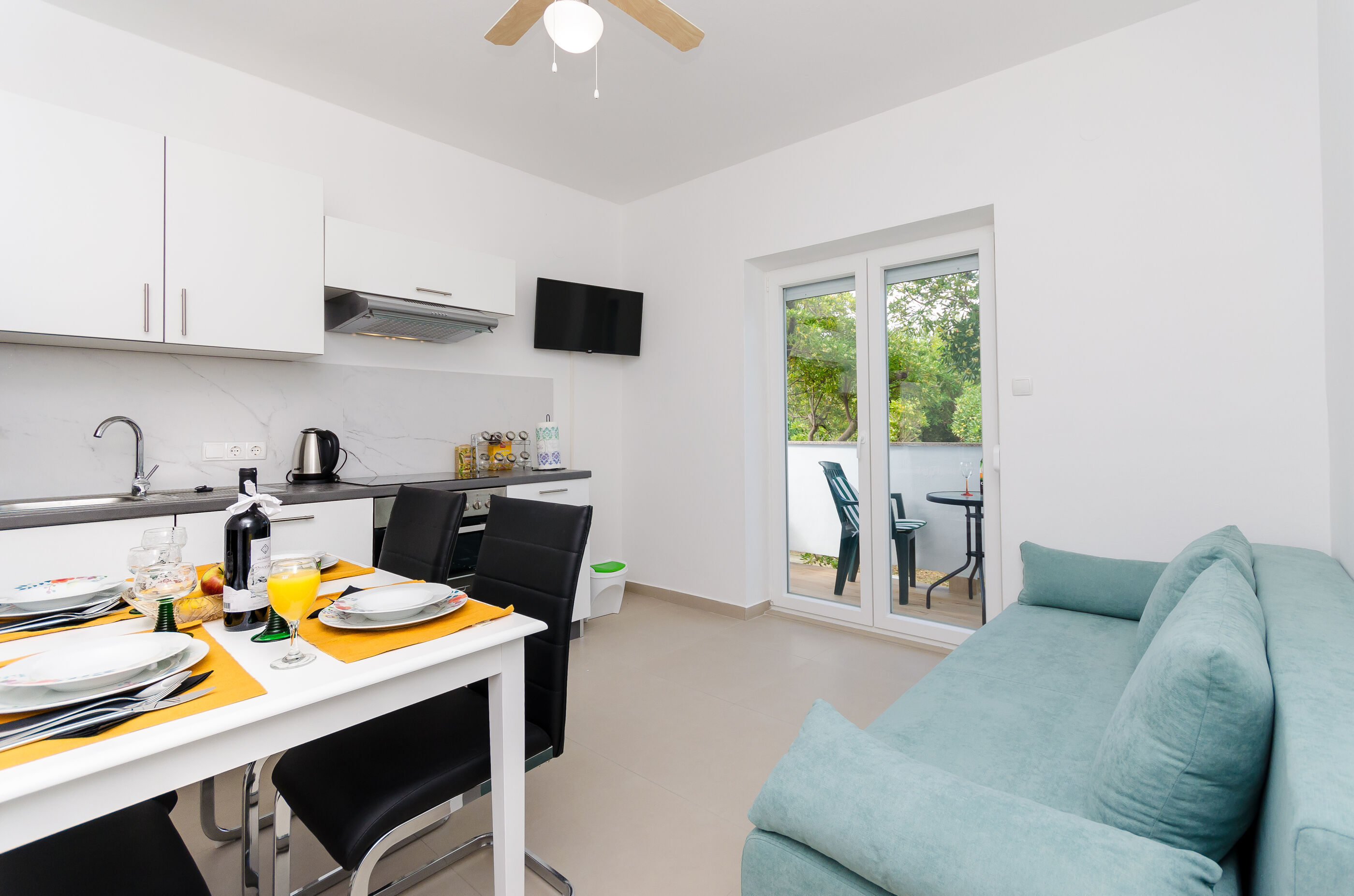 Apartments and Rooms Bianca 60492-A1