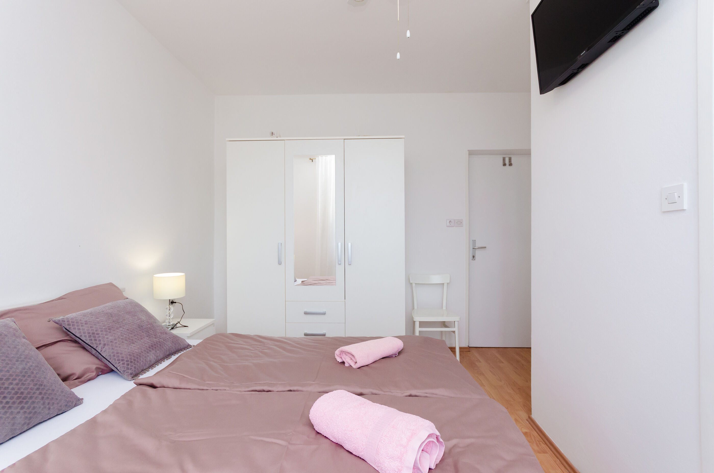 Apartments and Rooms Bianca 60492-S1