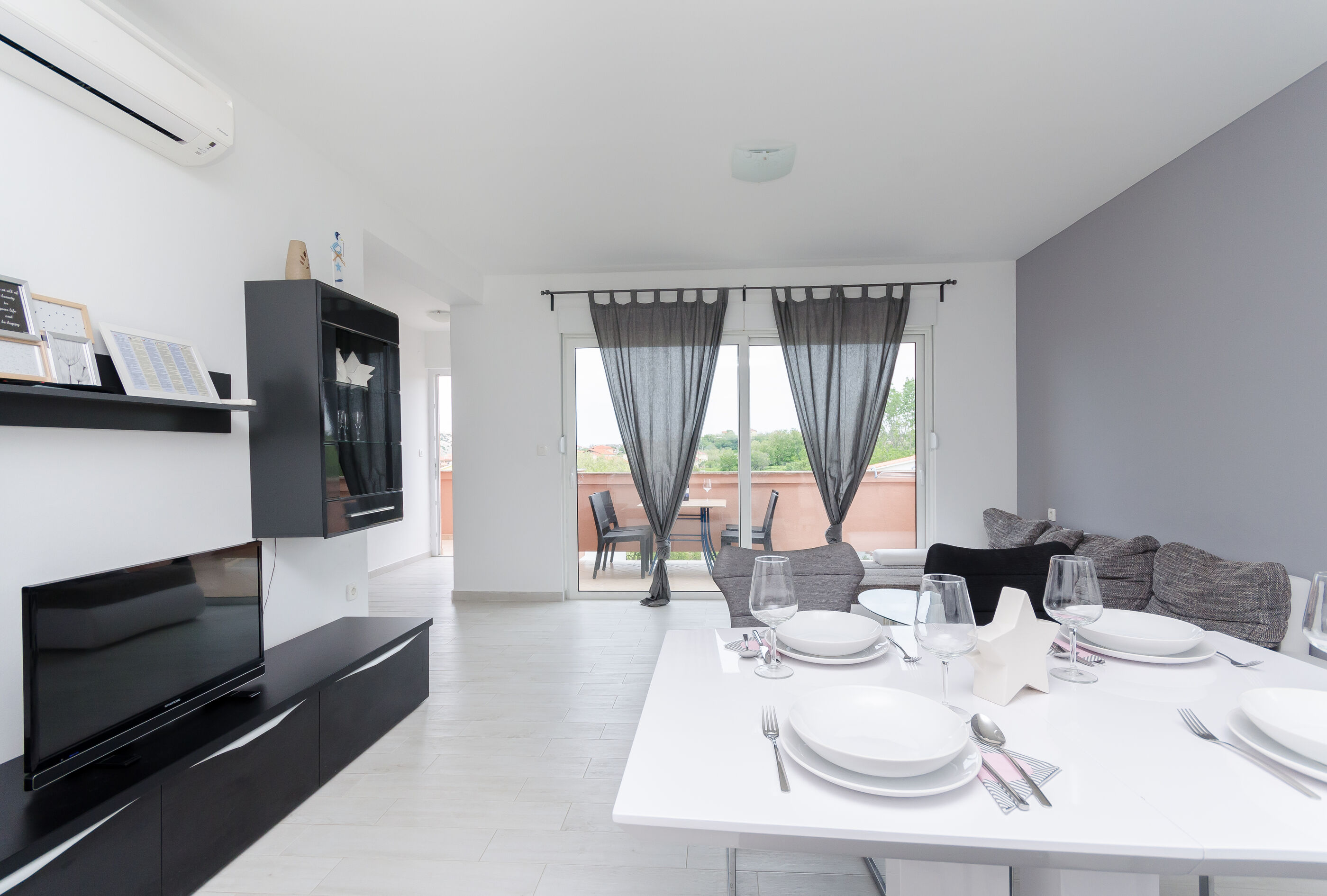 Apartments and Room Ljubica 87051-A3