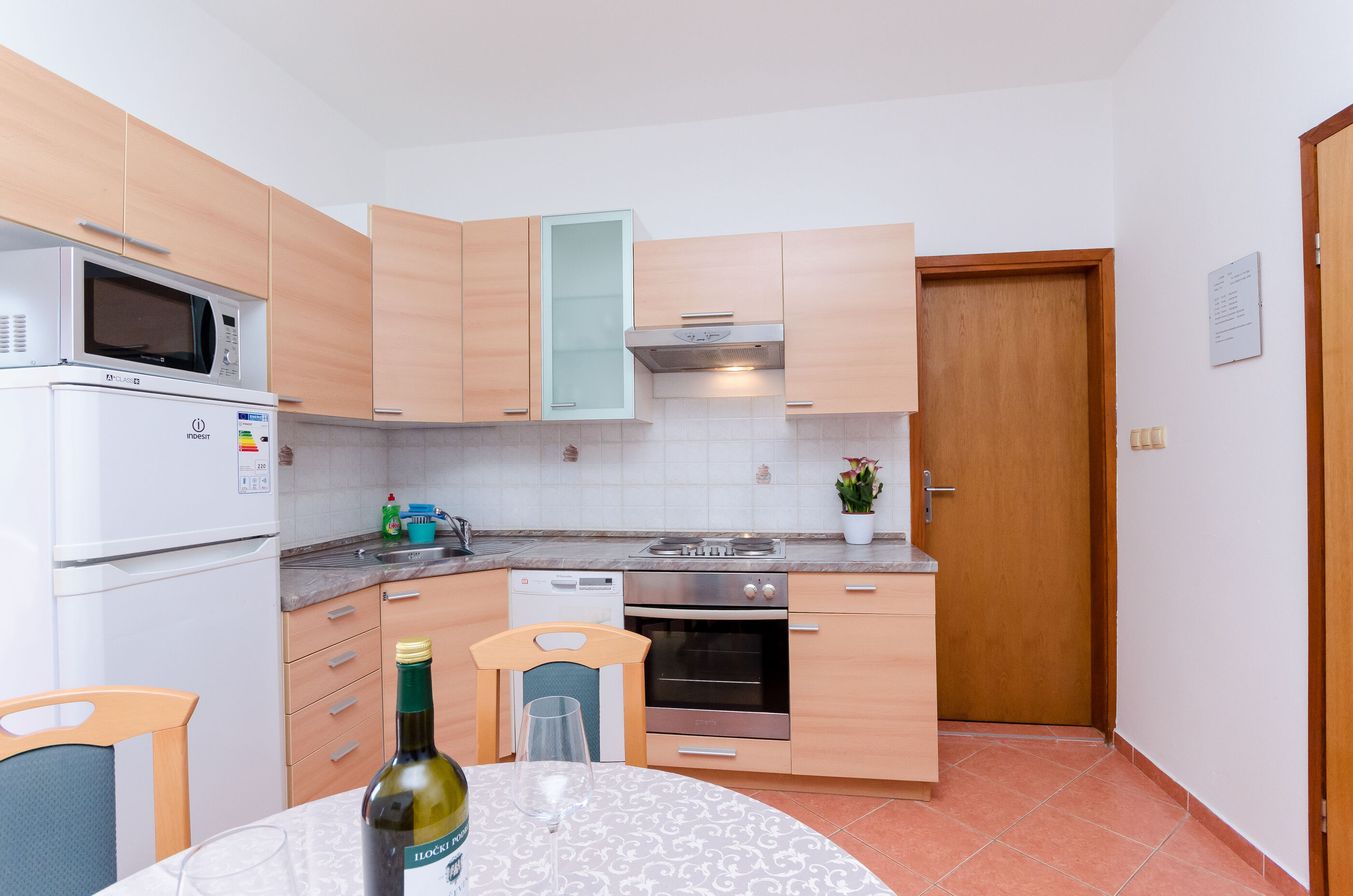 Apartments and Room Ljubica 87051-A2