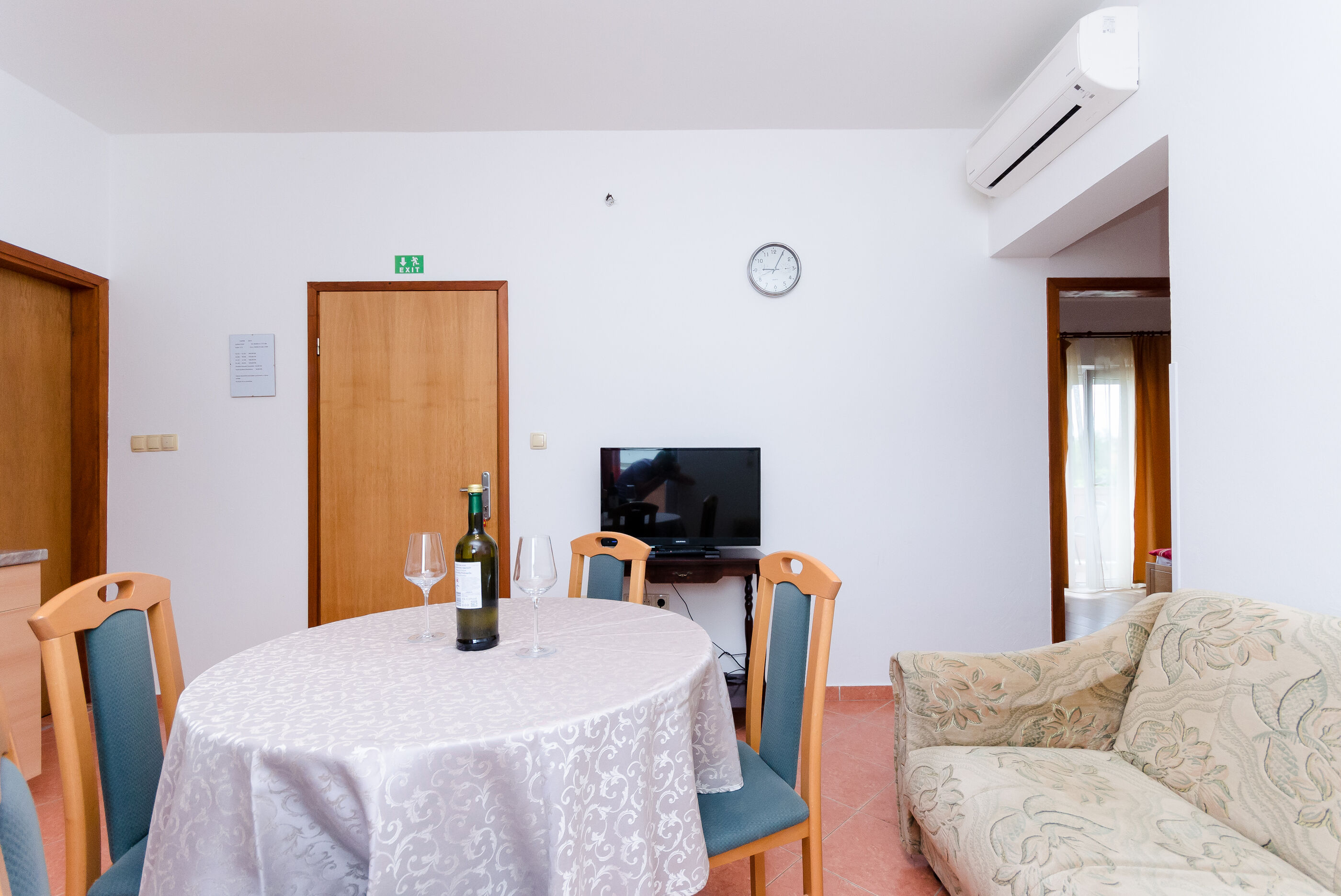 Apartments and Room Ljubica 87051-A2