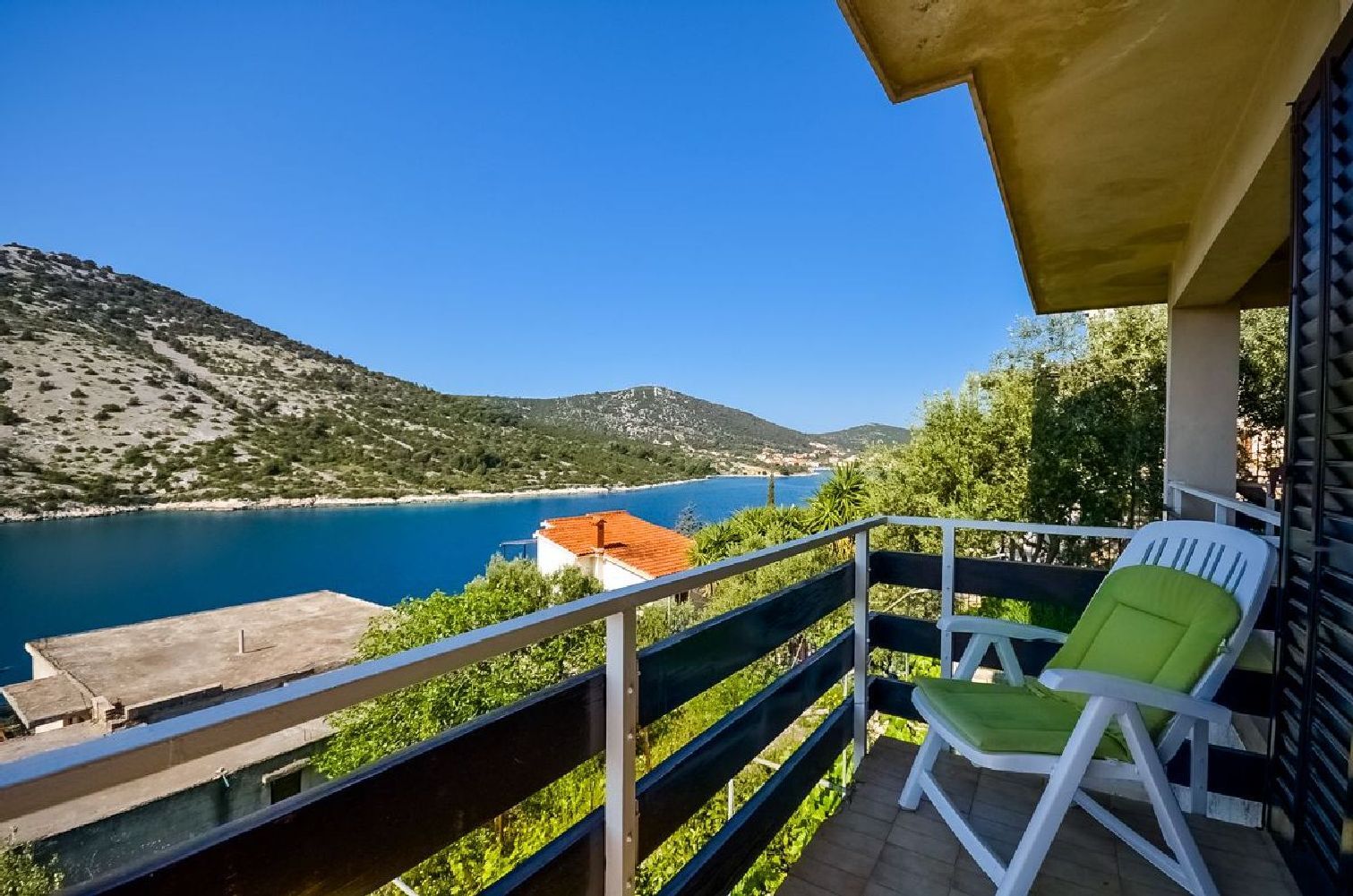 House Marica 32451-K1