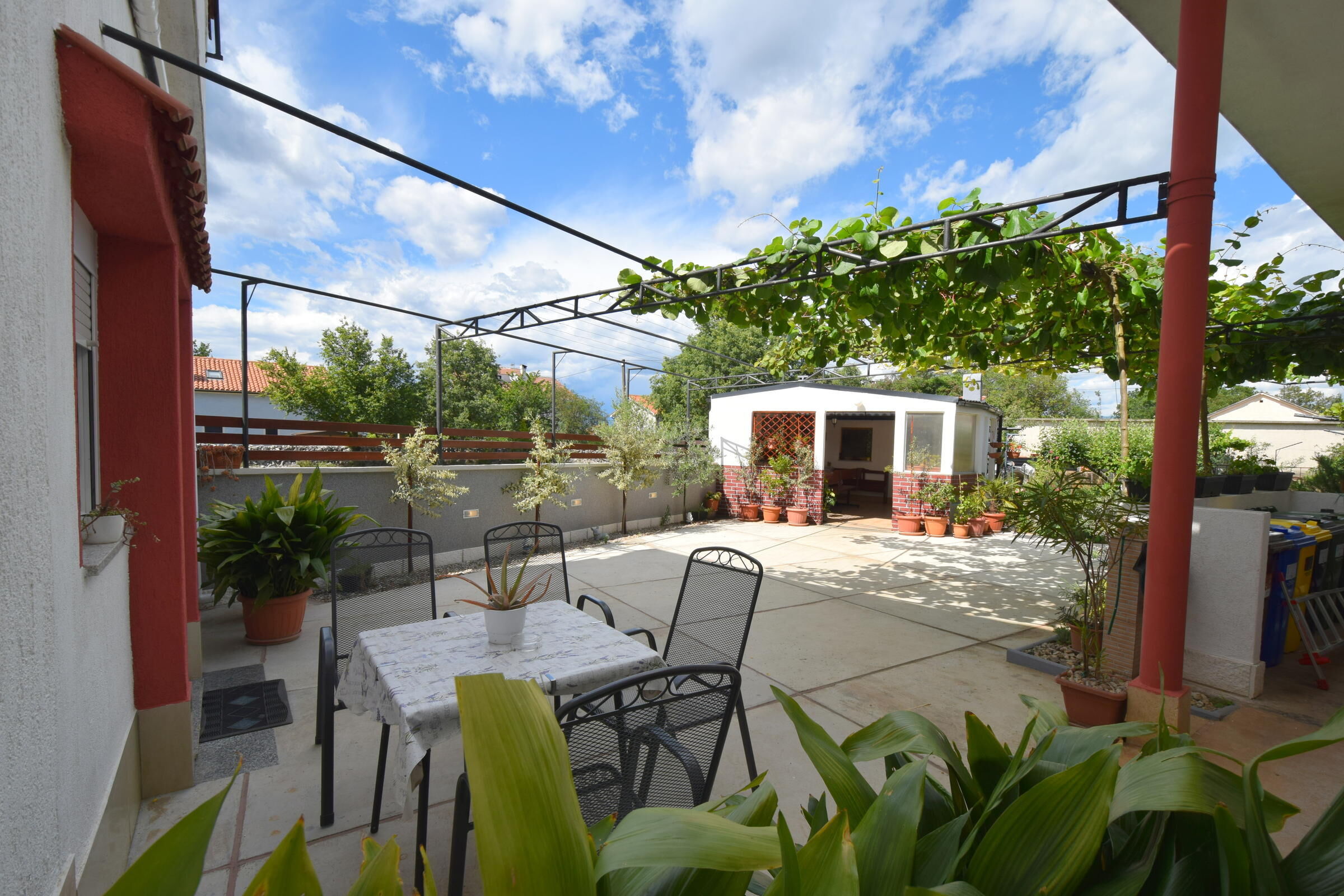 Apartments Ivan T 94092-A2