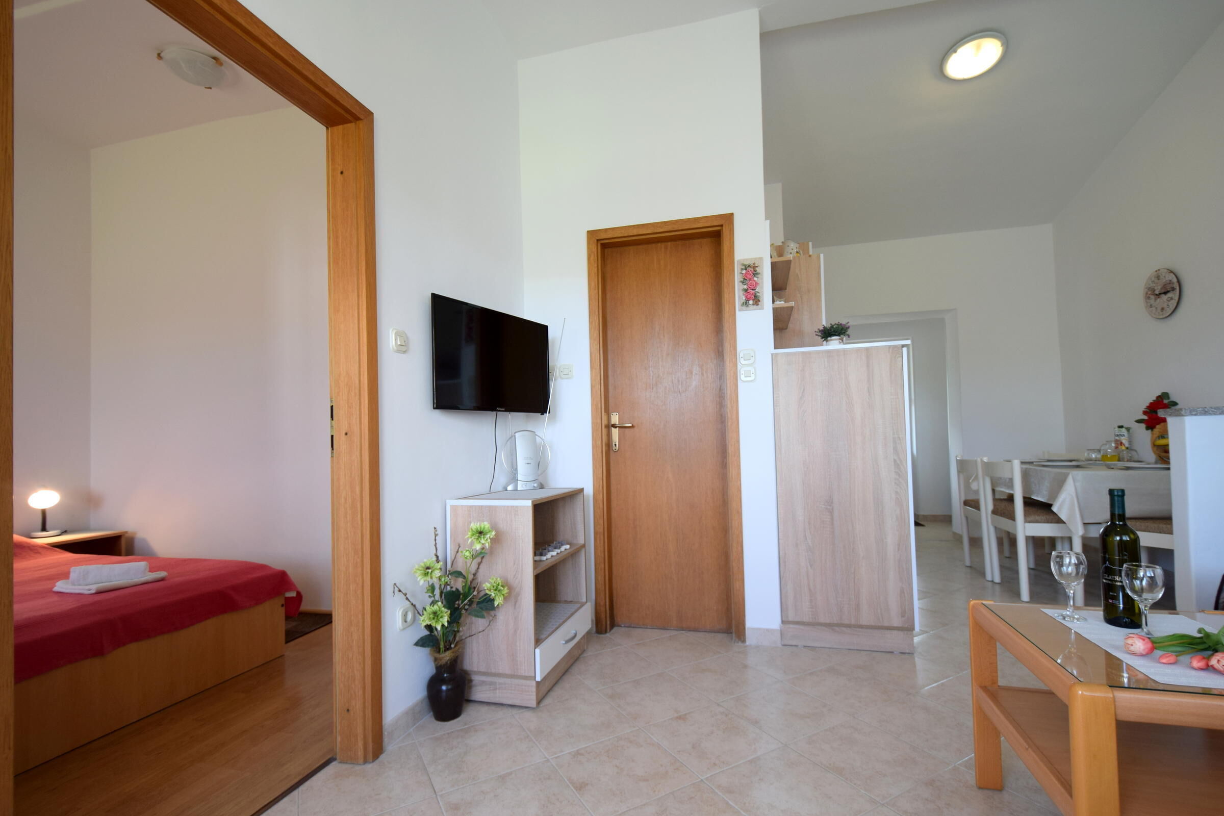Apartments Ivan T 94092-A2