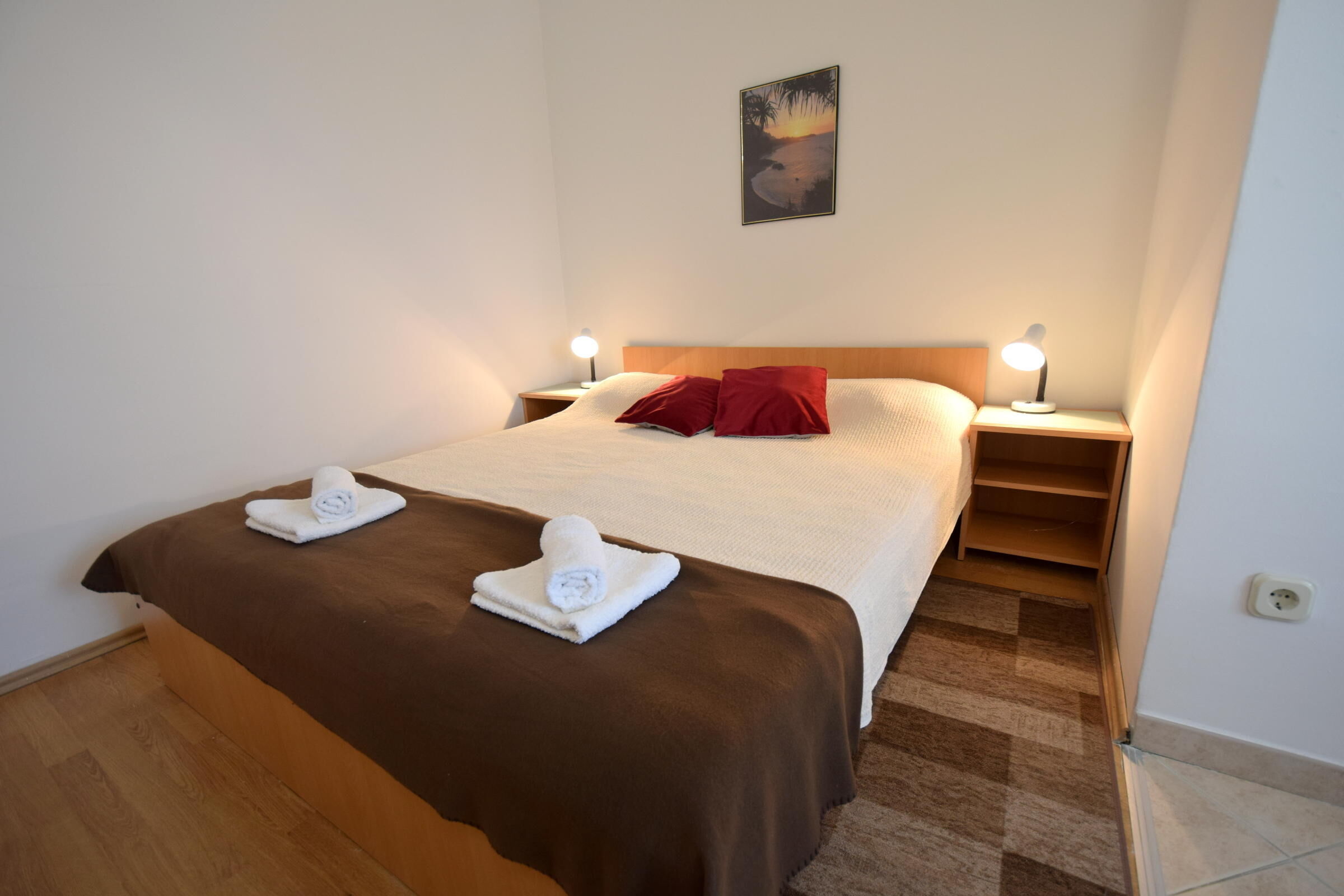 Apartments Ivan T 94092-A2