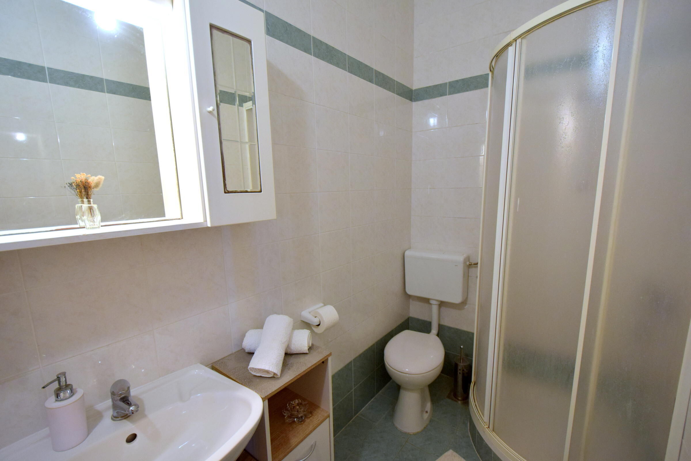 Apartments Ivan T 94092-A2